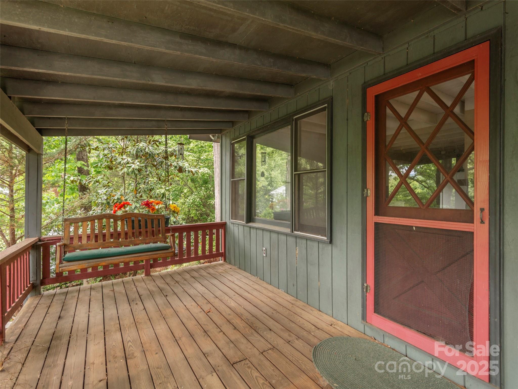 318 Sandsridge Way