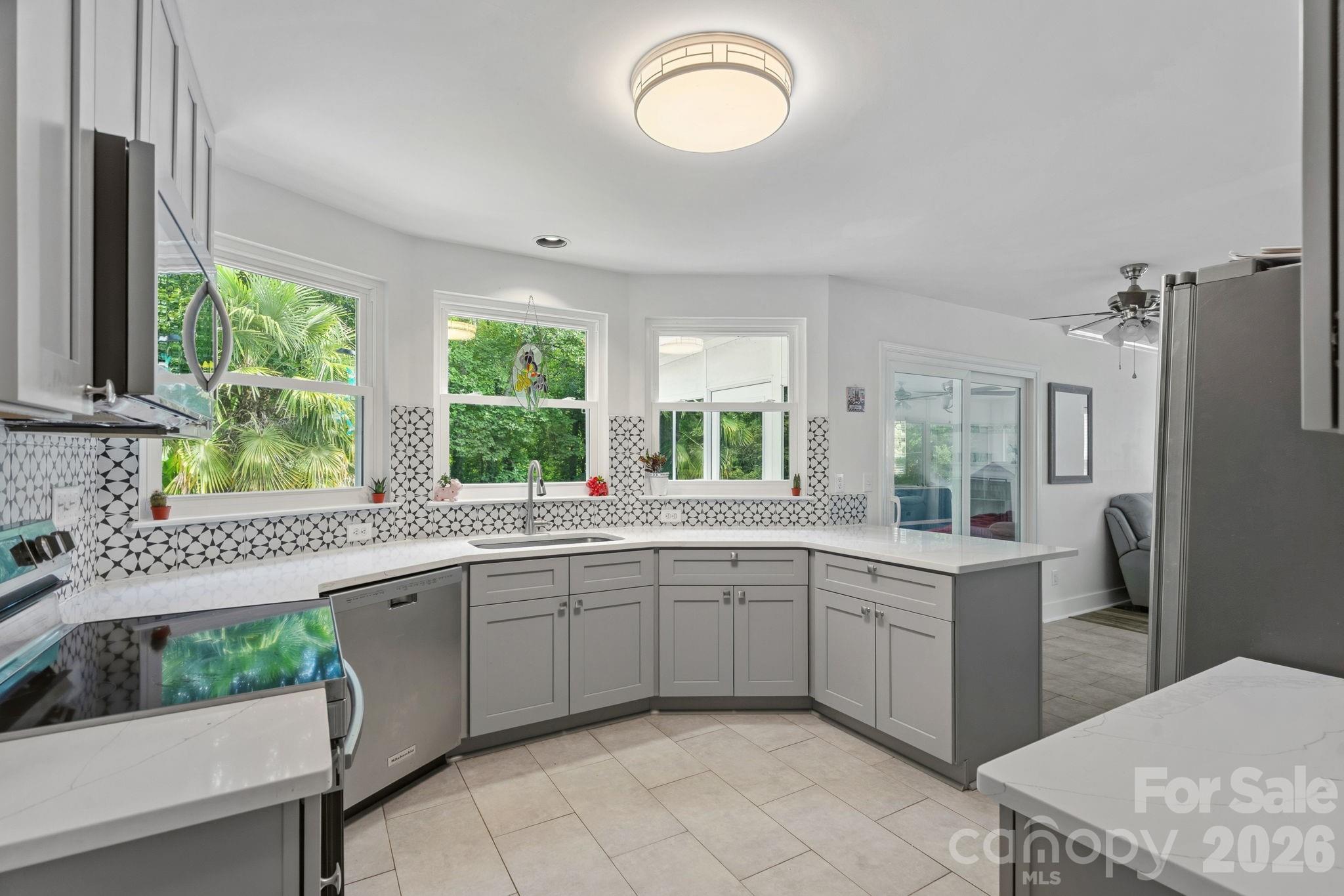 16214 Amber Field Drive