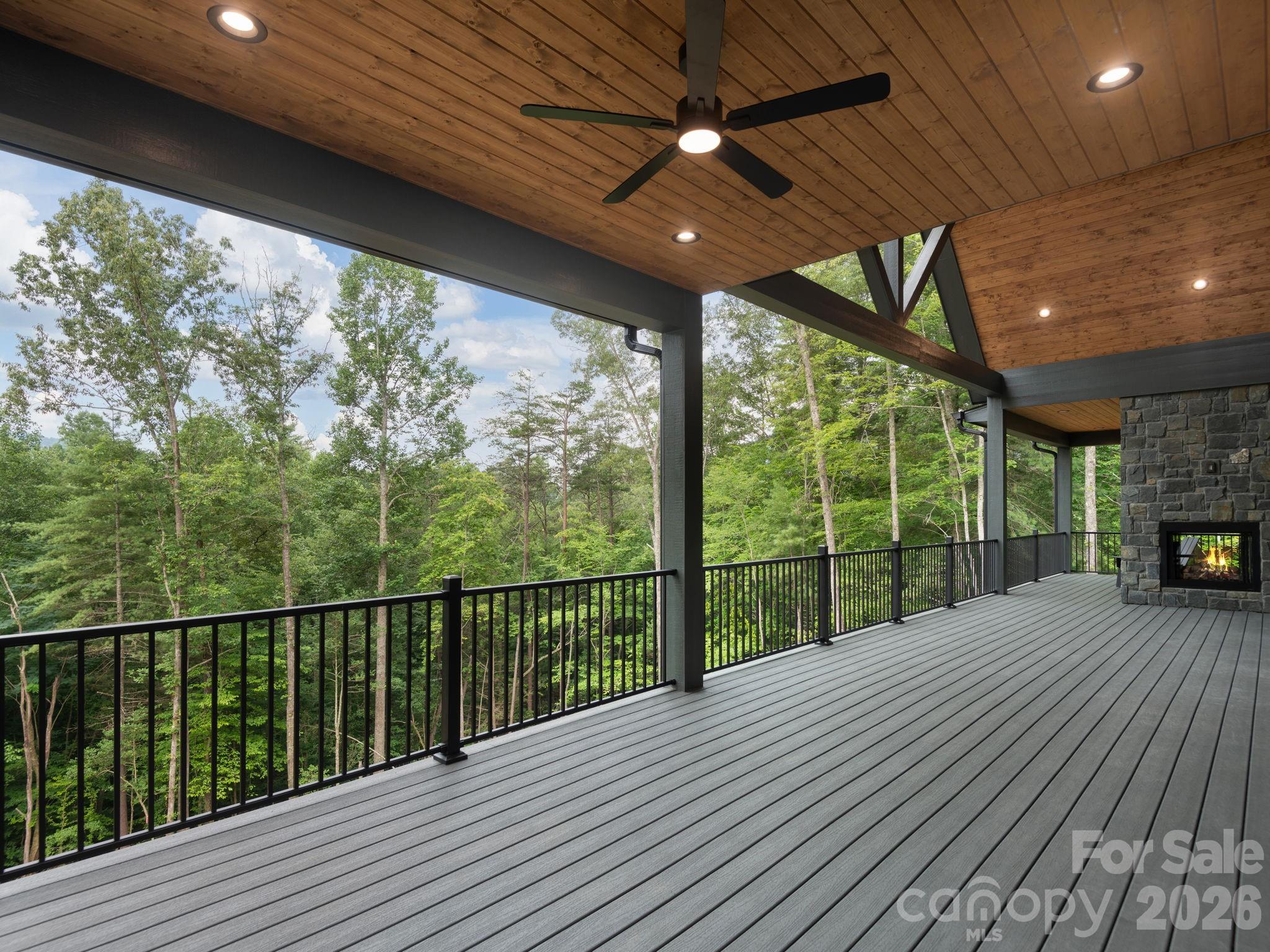 33 Reserve Rd, Hendersonville, NC, 28768, USA, 3 Bedrooms Bedrooms, ,3 BathroomsBathrooms,Residential,Active,33 Reserve Rd,4384004