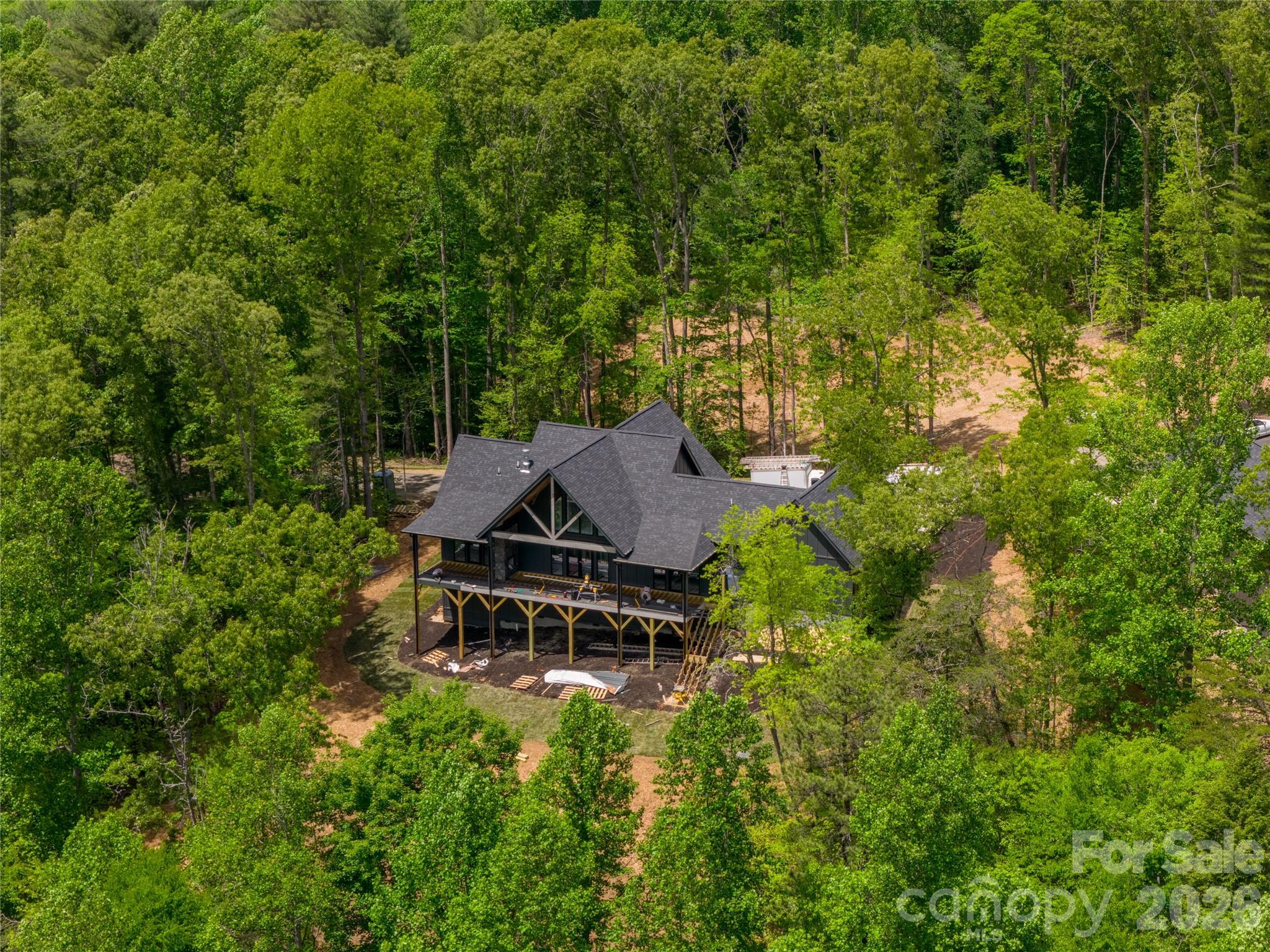 1901 Reserve - Residential