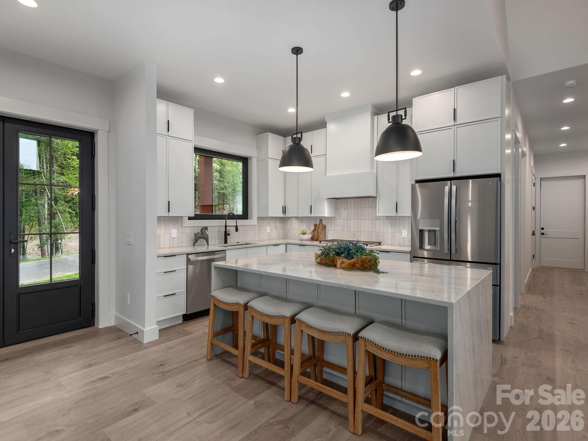 33 Reserve Rd, Hendersonville, NC, 28768, USA, 3 Bedrooms Bedrooms, ,3 BathroomsBathrooms,Residential,Active,33 Reserve Rd,4384004