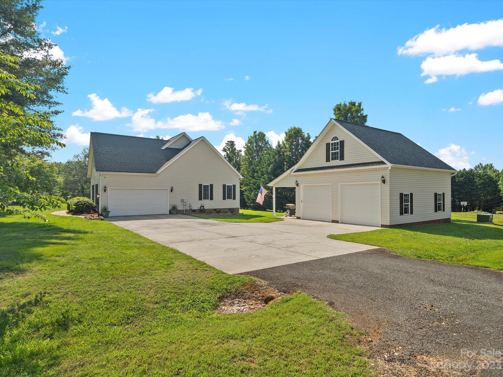 The Hylands - Residential