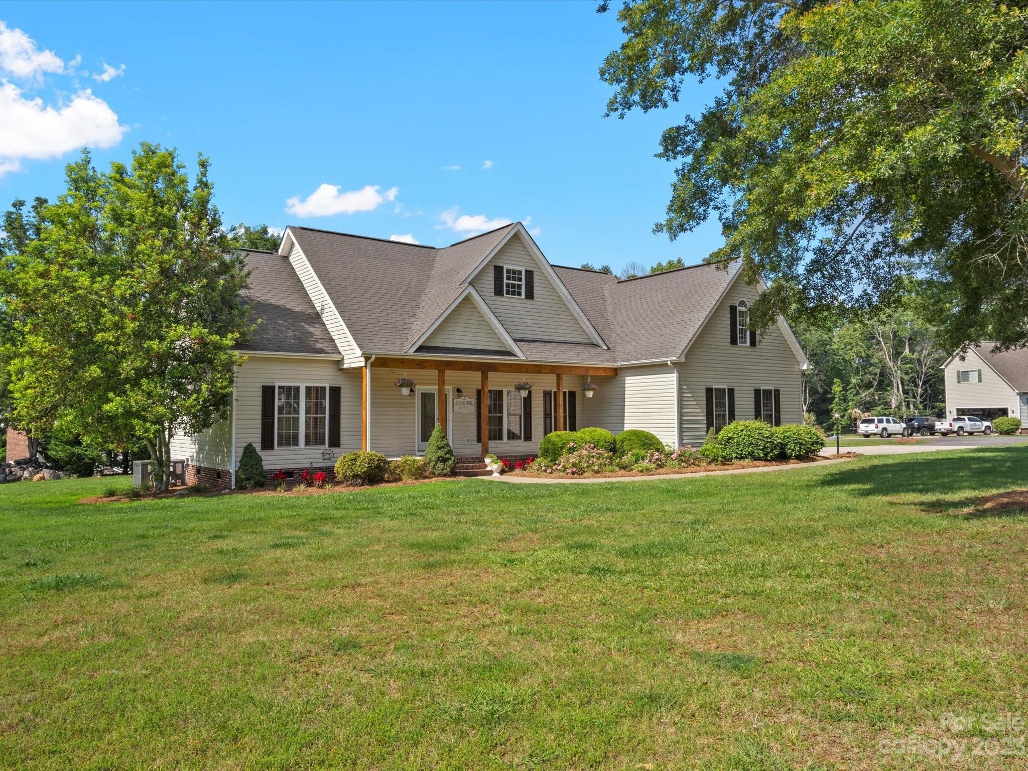 The Hylands - Residential