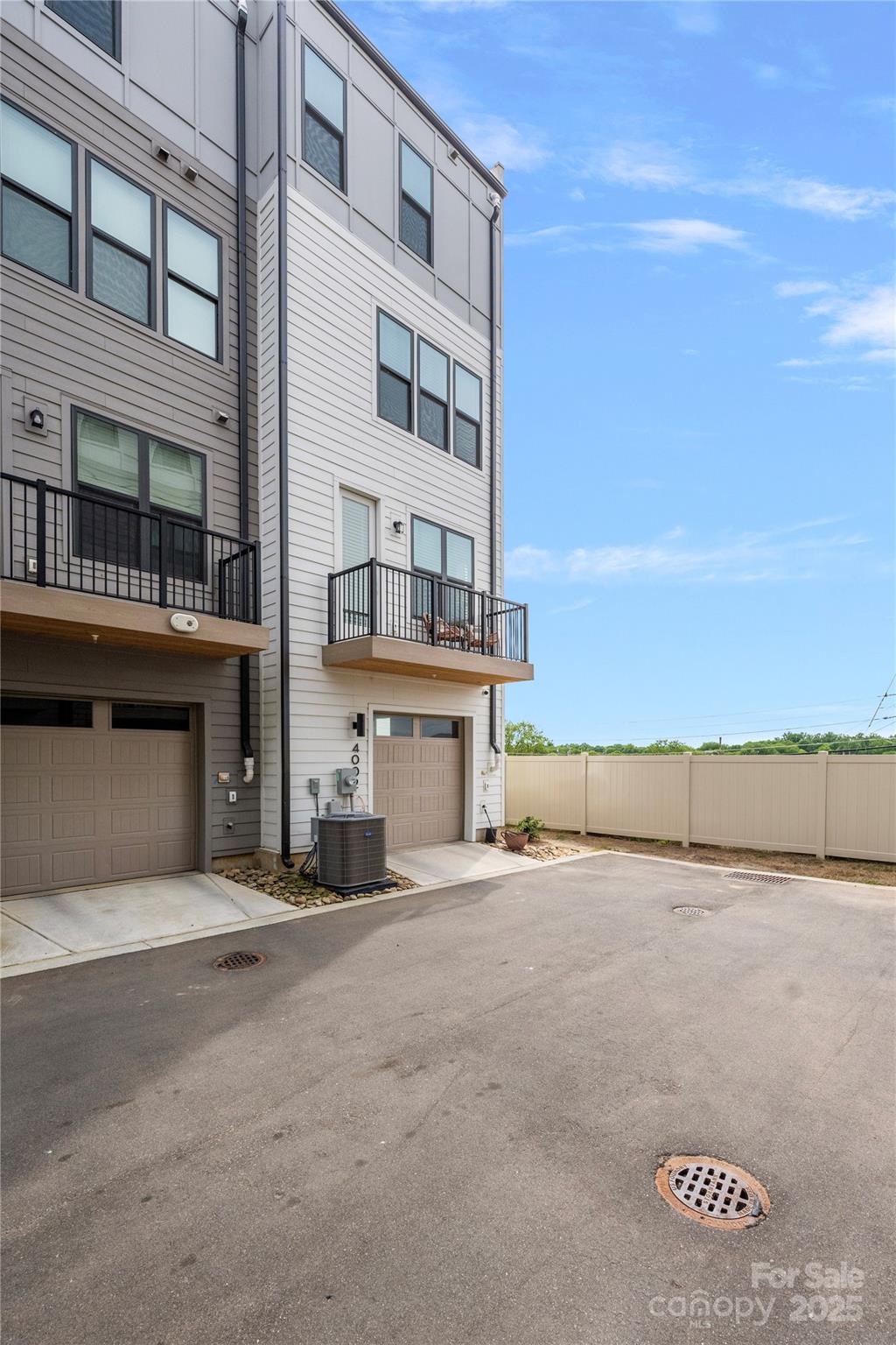 Tremont Station - Residential