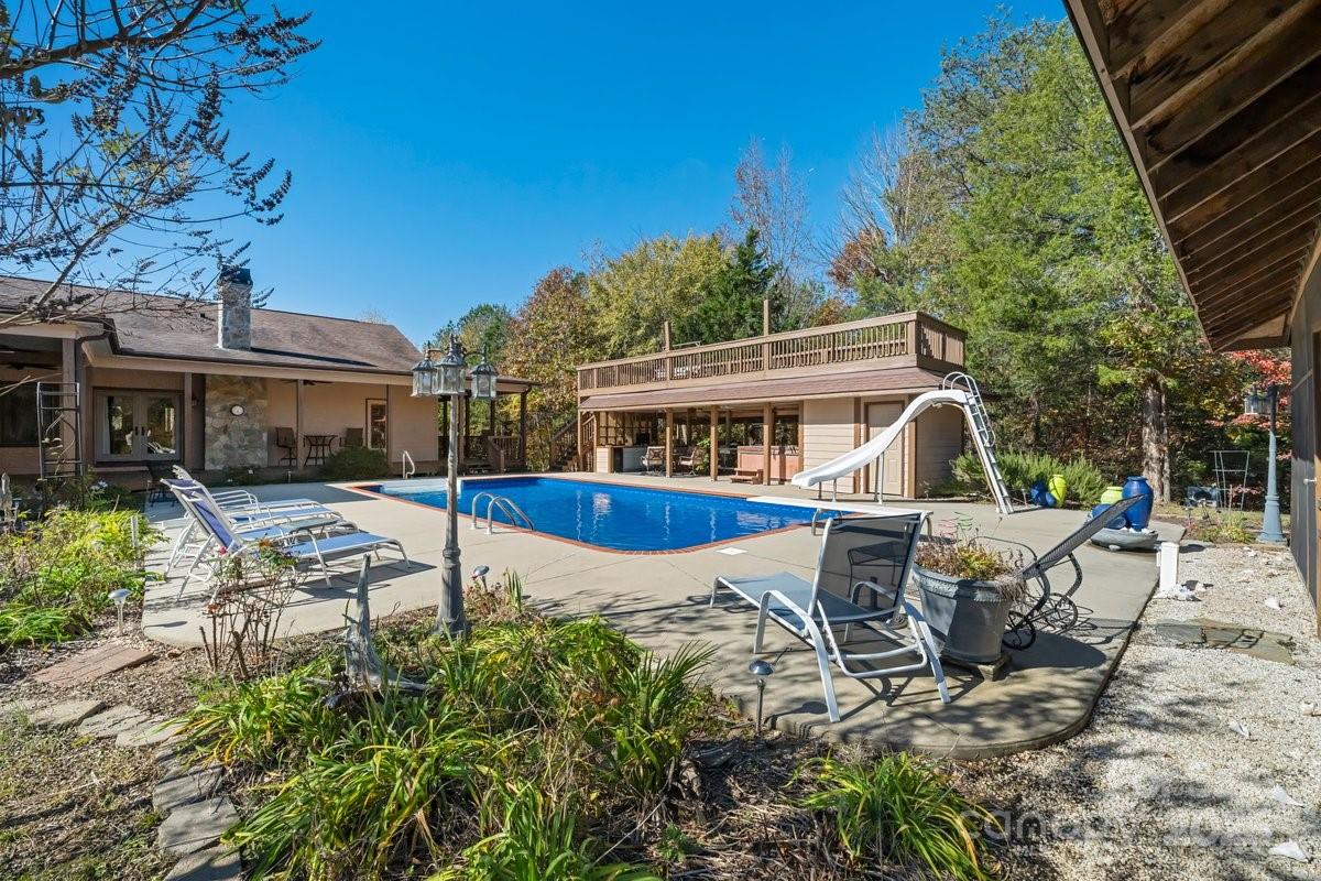 492 Starr Ridge Road