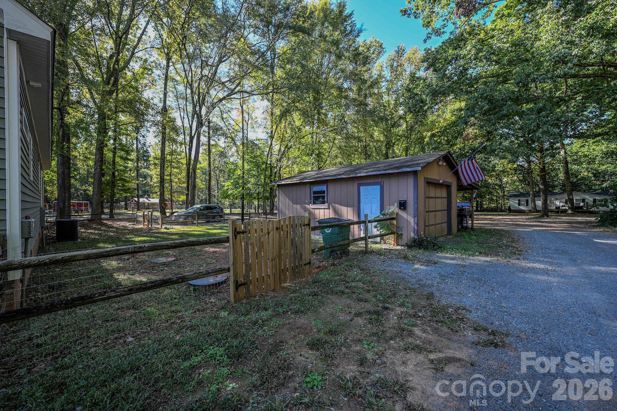2540 Oakspring Road