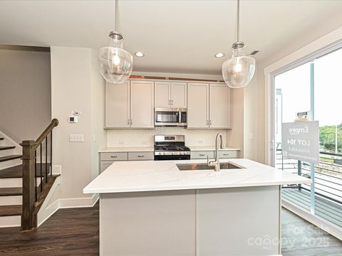 1312 Walter Taylor Way EQX0104 Charlotte NC 28206