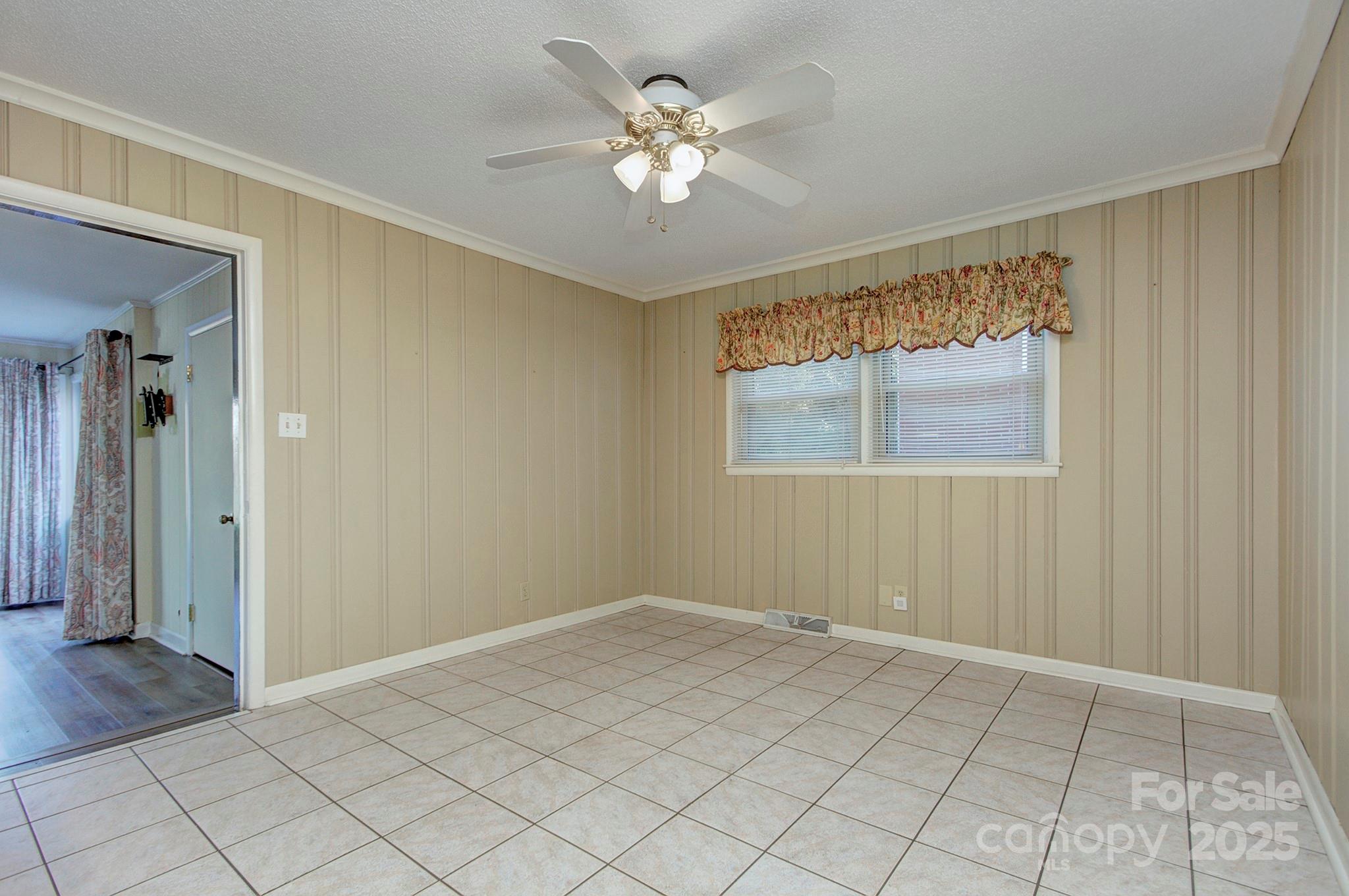 Country Club Heights - Residential