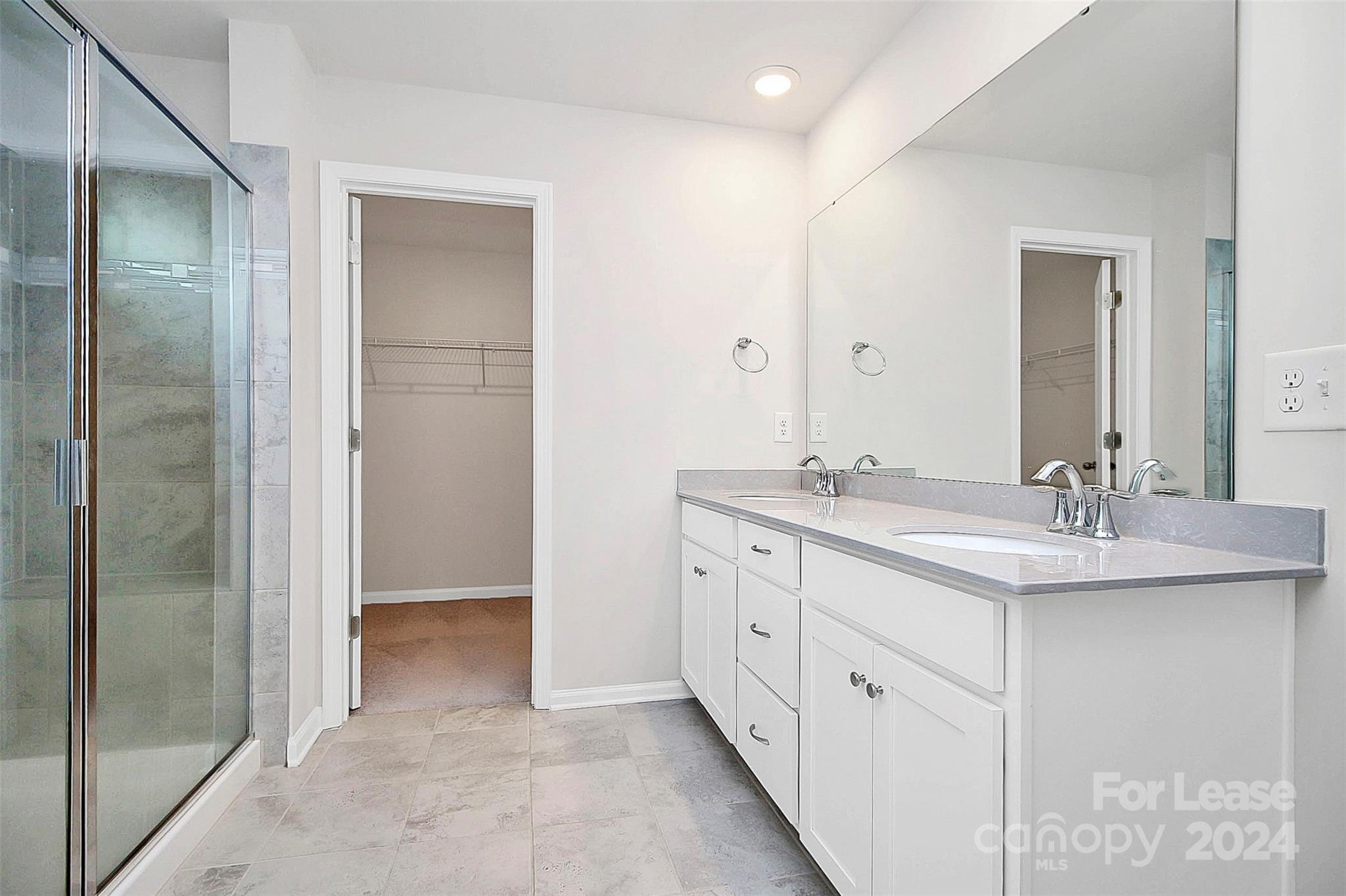 The Palisades - Residential Lease