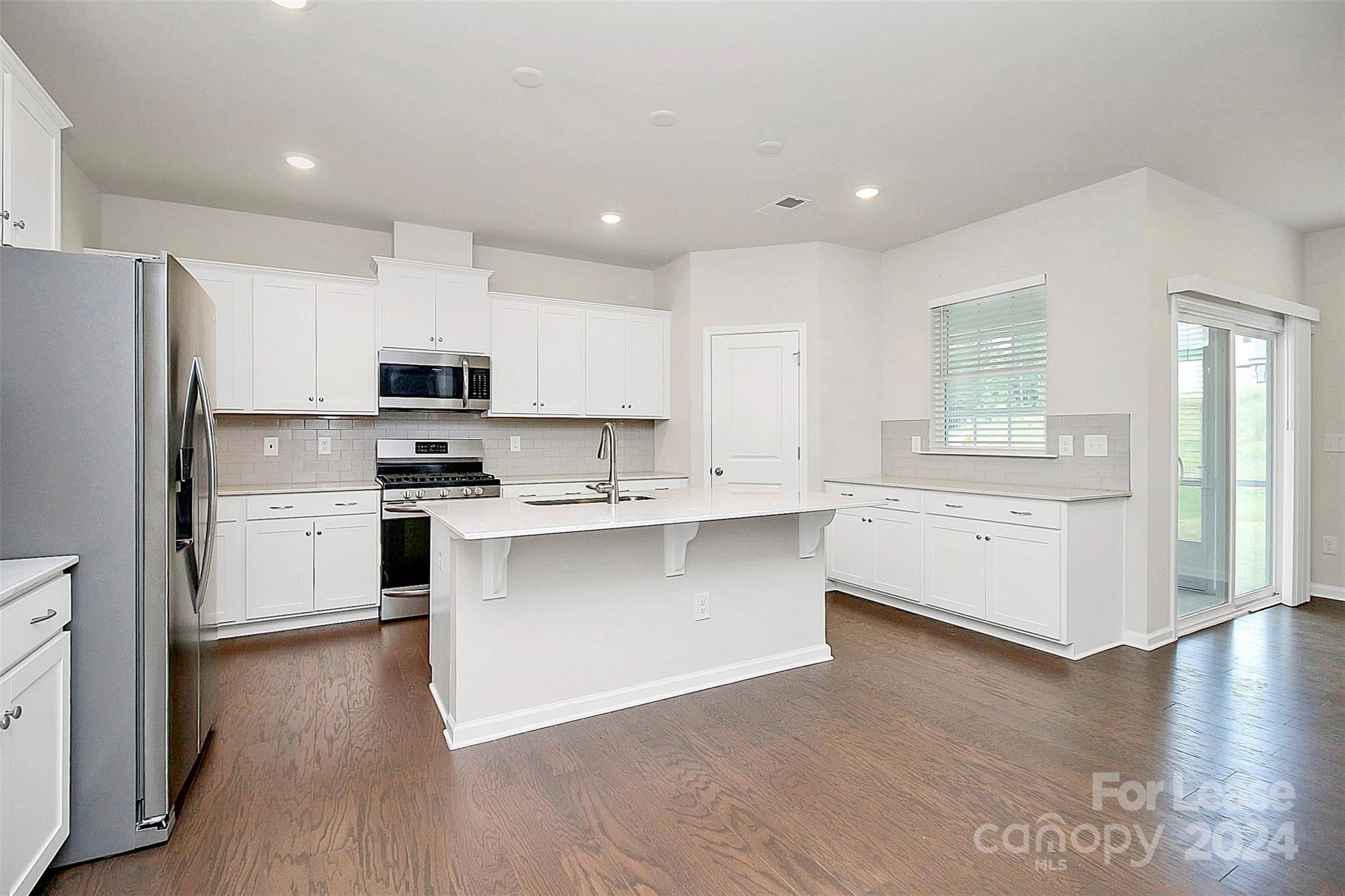 The Palisades - Residential Lease