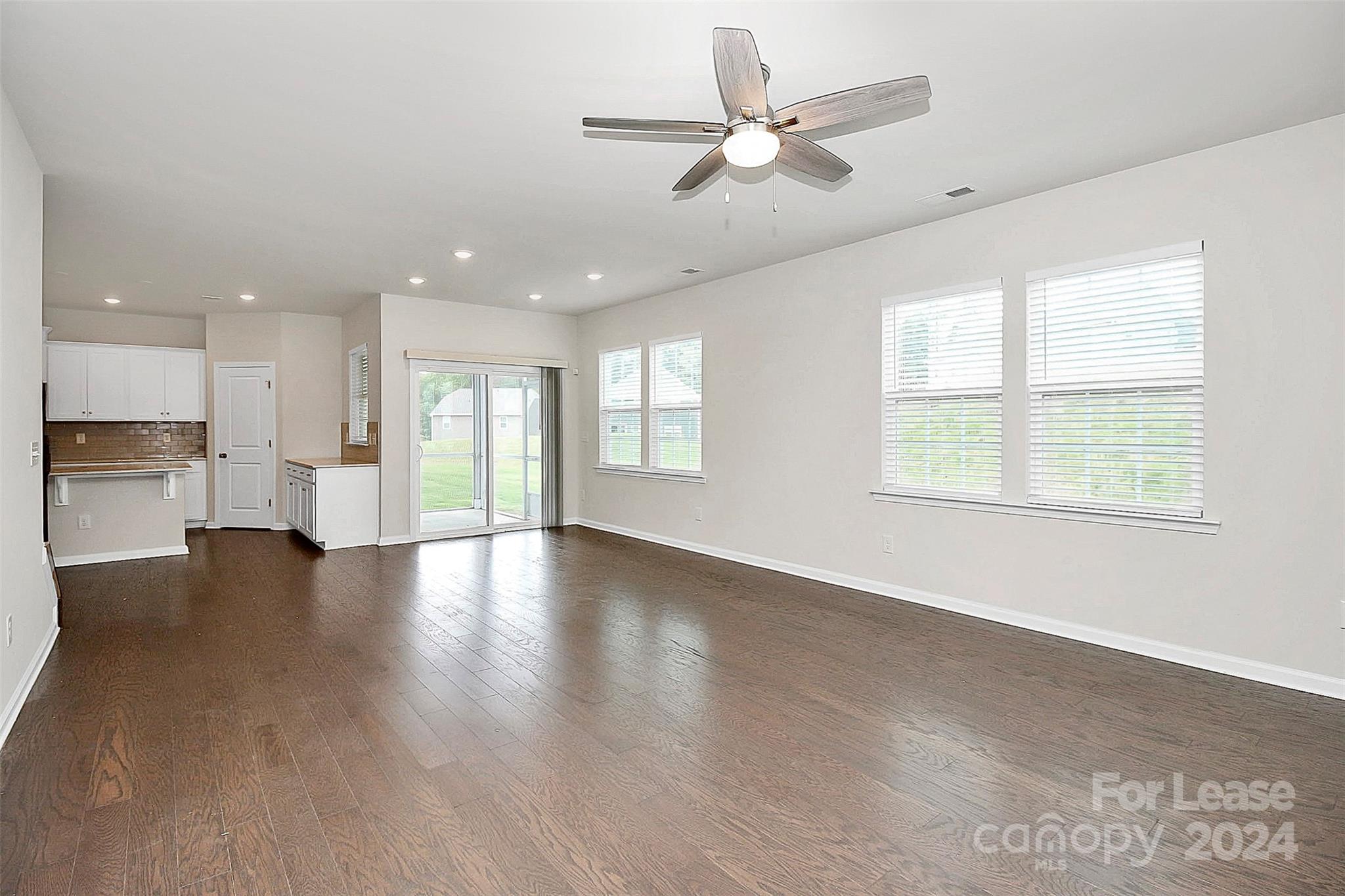 The Palisades - Residential Lease