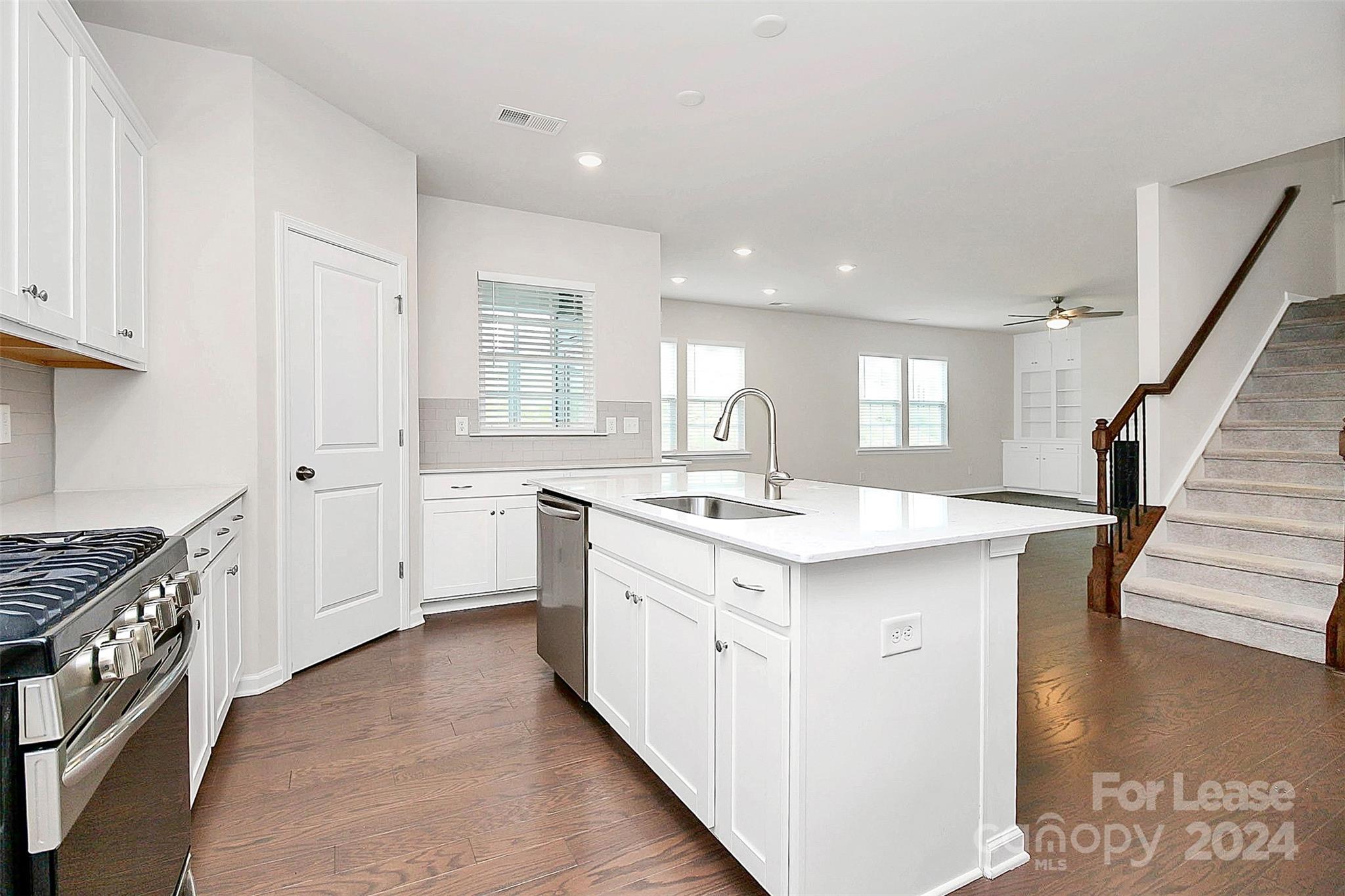 The Palisades - Residential Lease