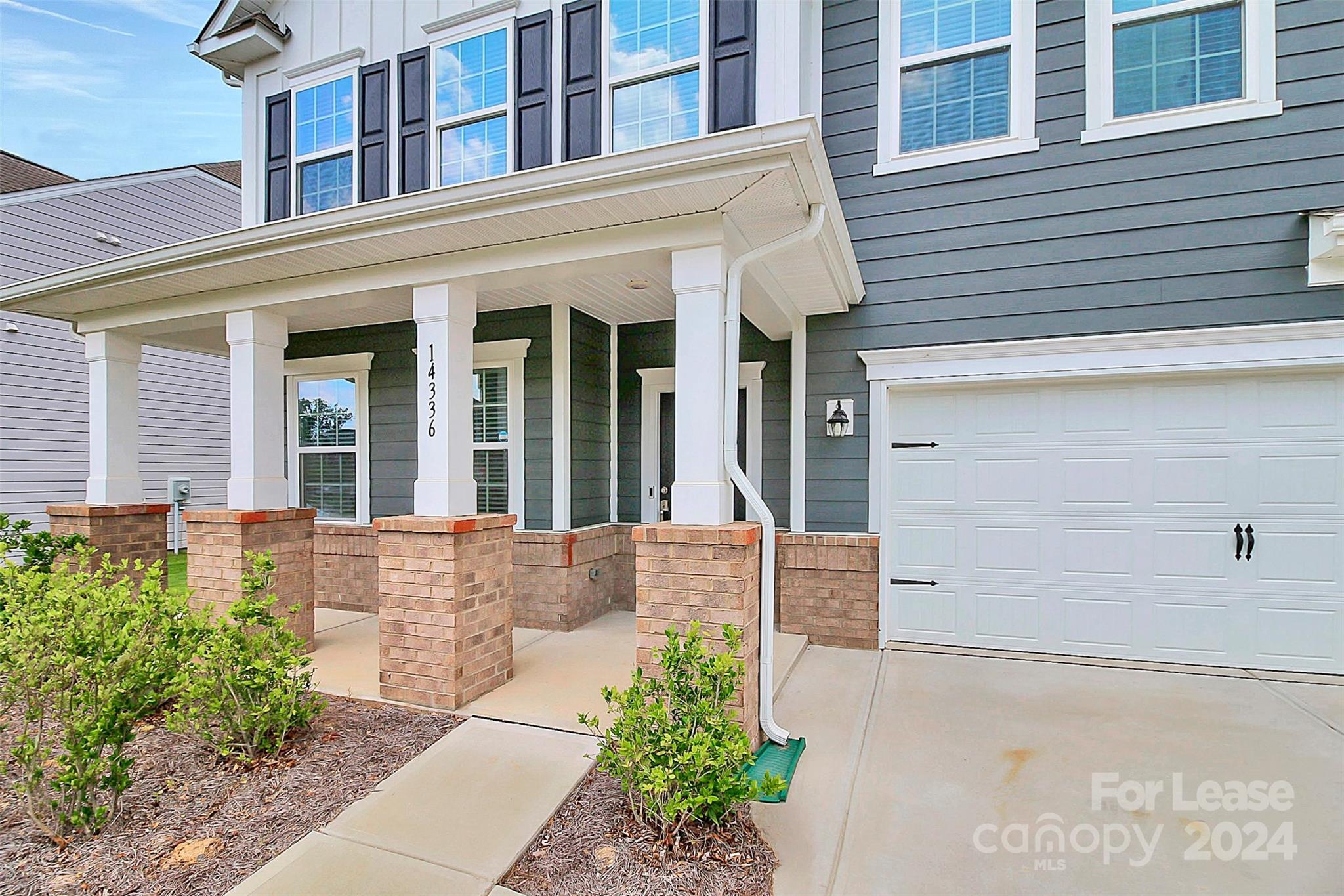 The Palisades - Residential Lease