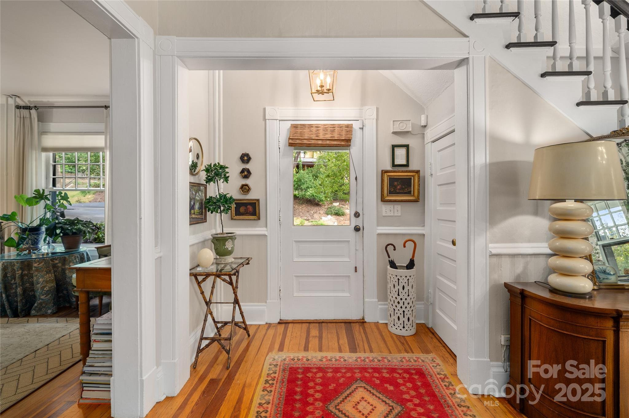 44 Watauga Street