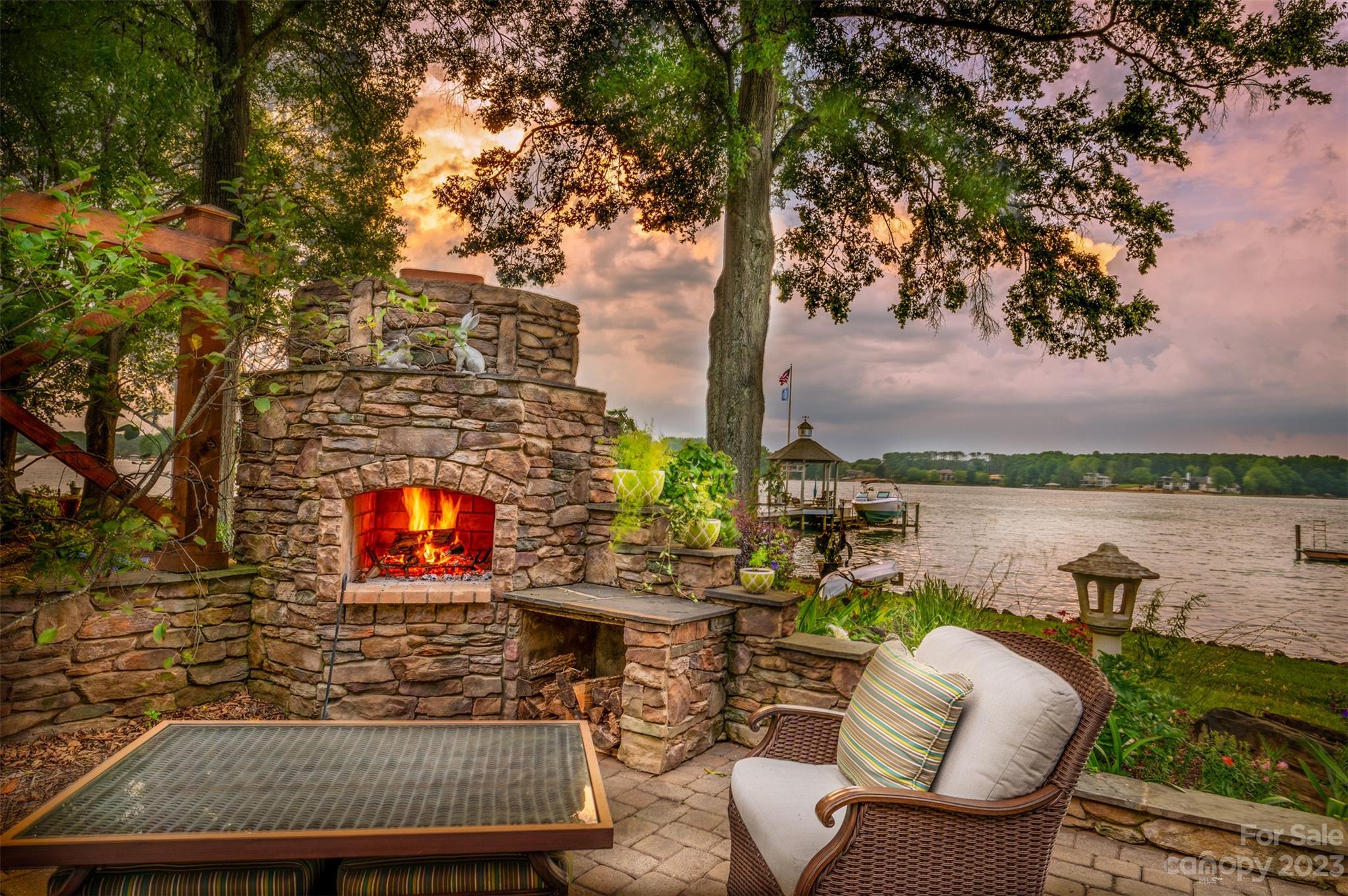 Commodore Peninsula - Residential