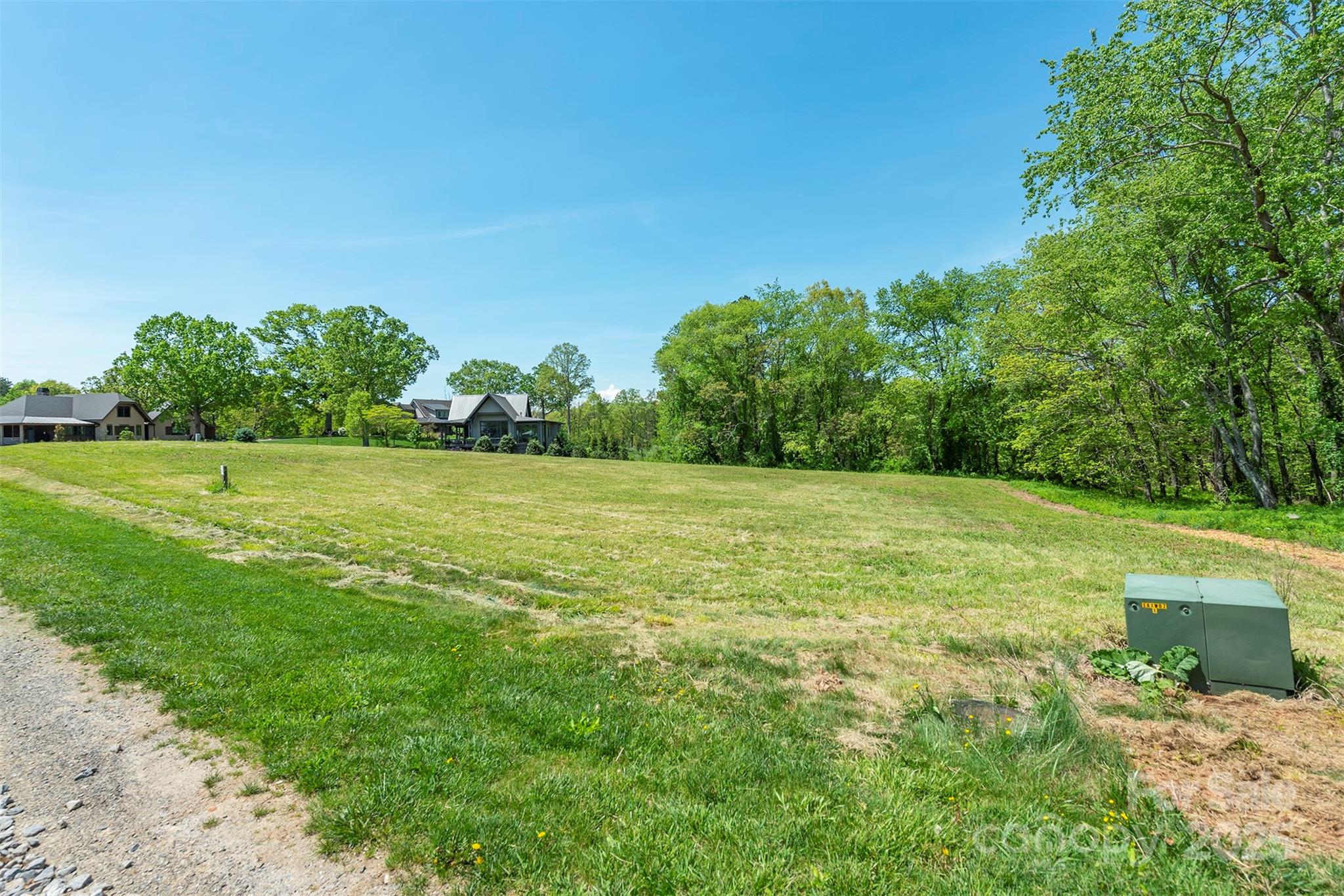 Sovereign Oaks - Land