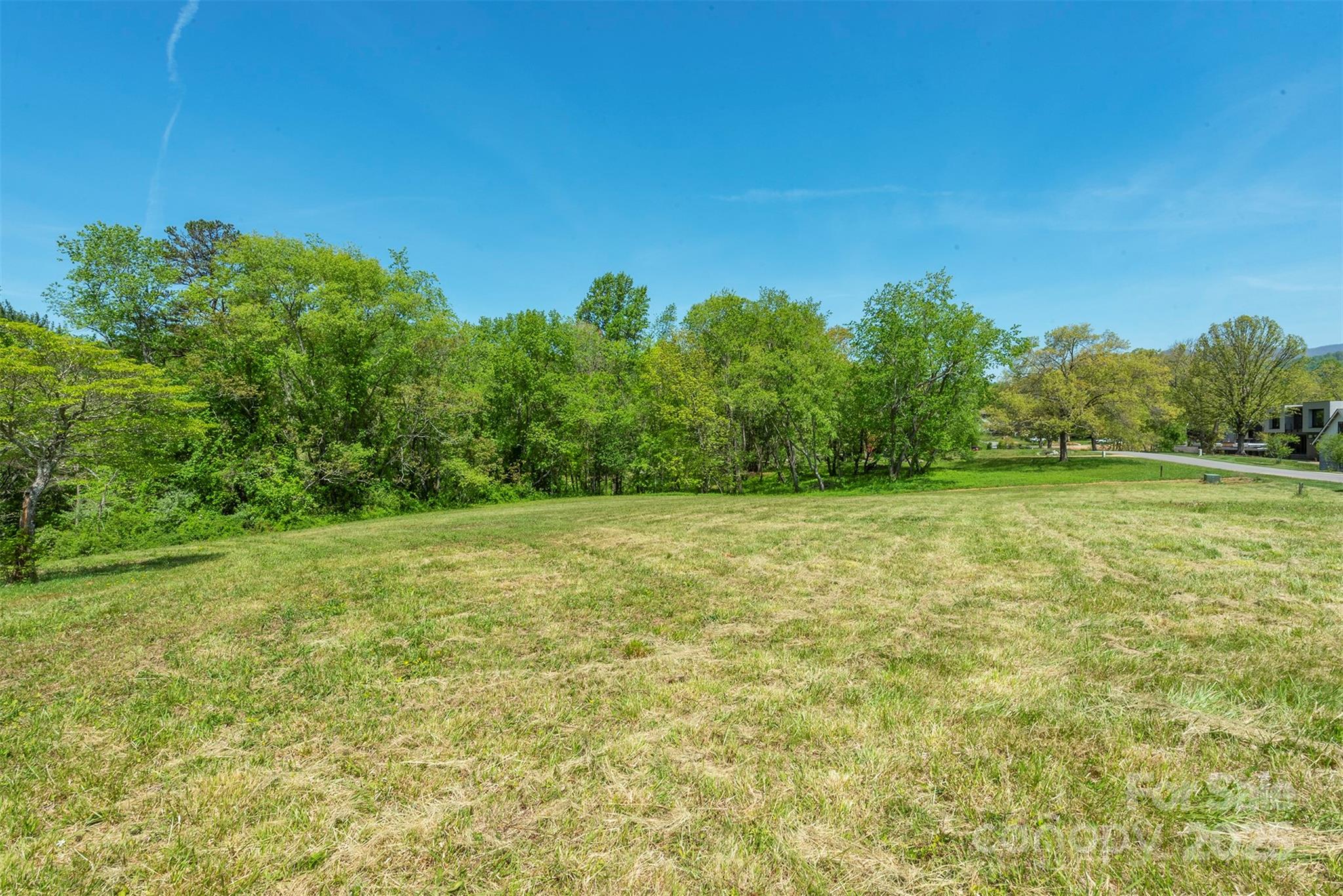 Sovereign Oaks - Land