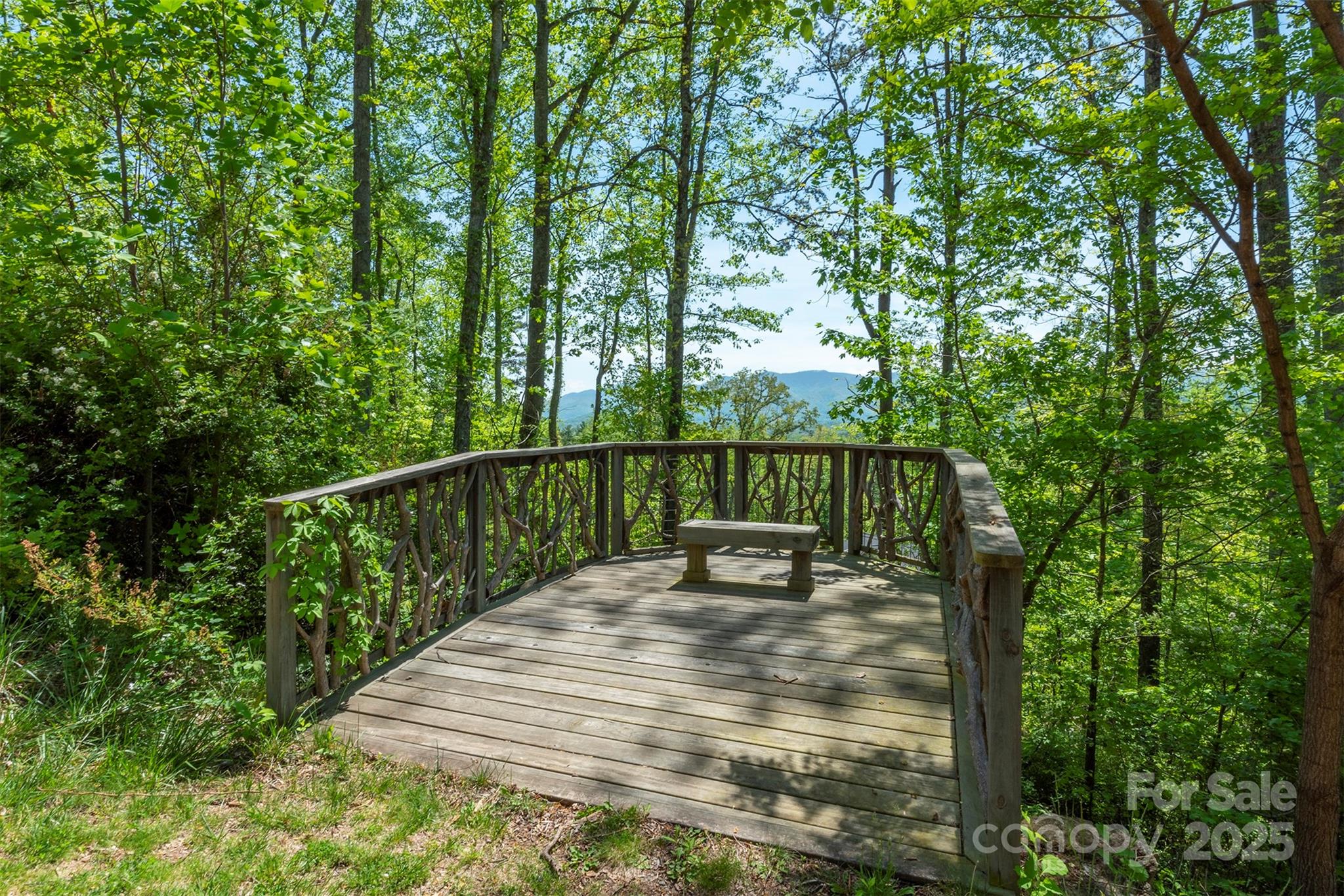 Sovereign Oaks - Land