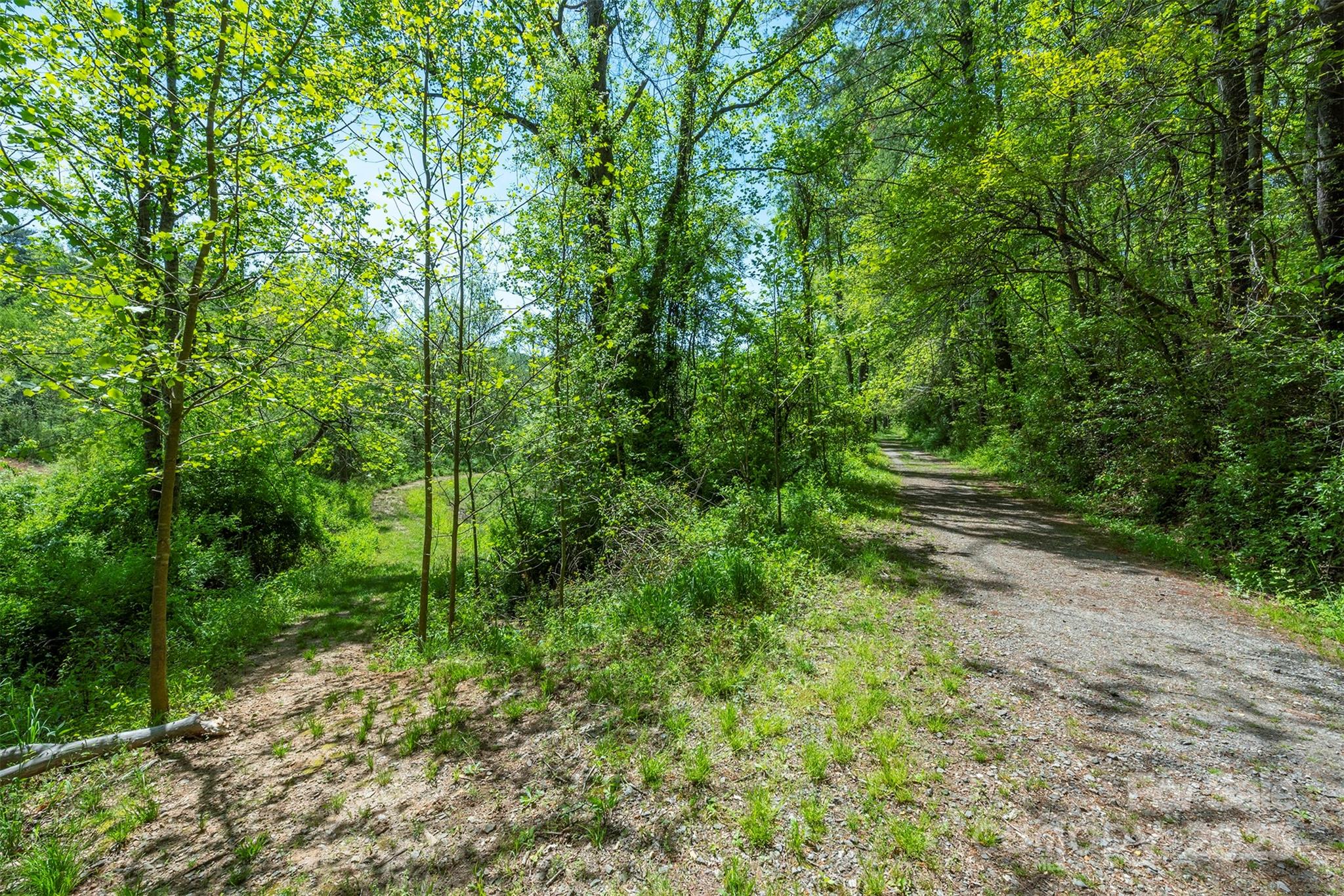 Sovereign Oaks - Land