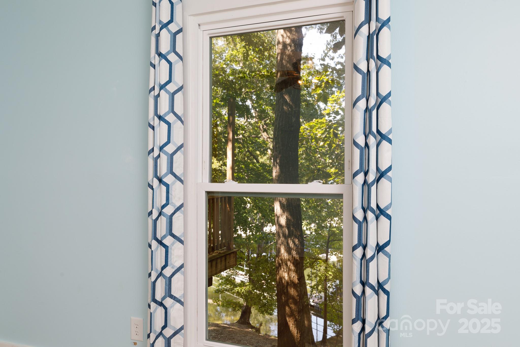 Tega Cay - Residential