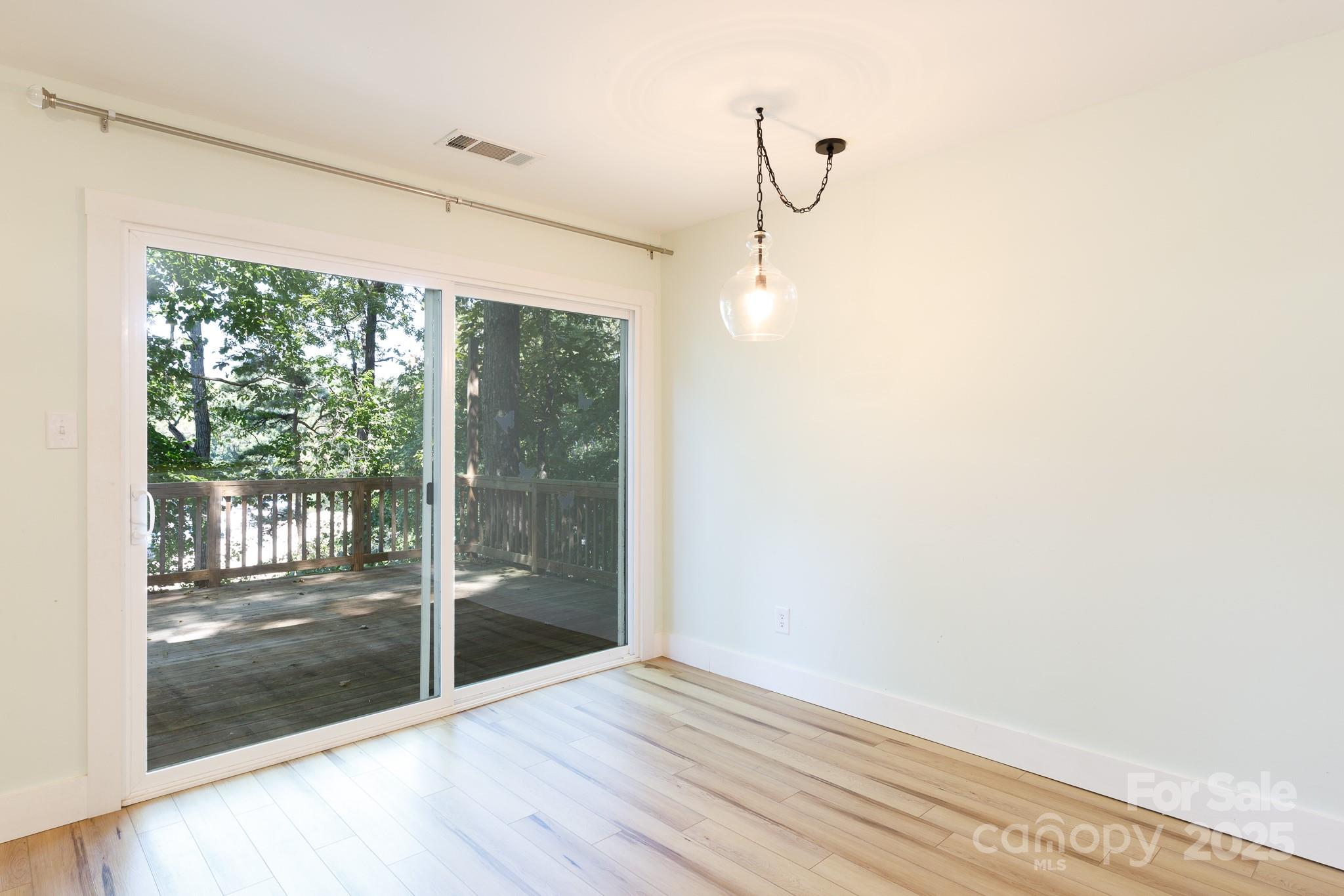 Tega Cay - Residential