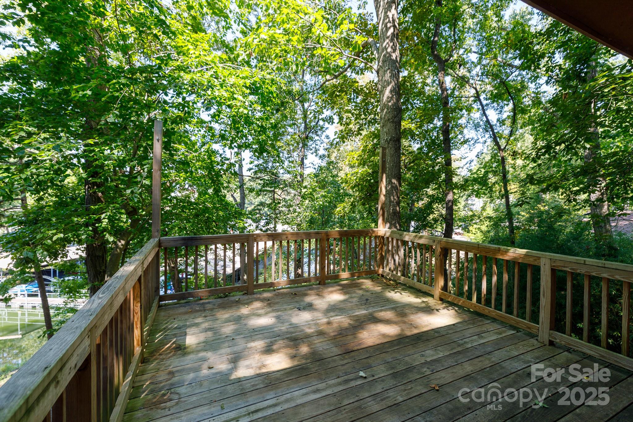 Tega Cay - Residential