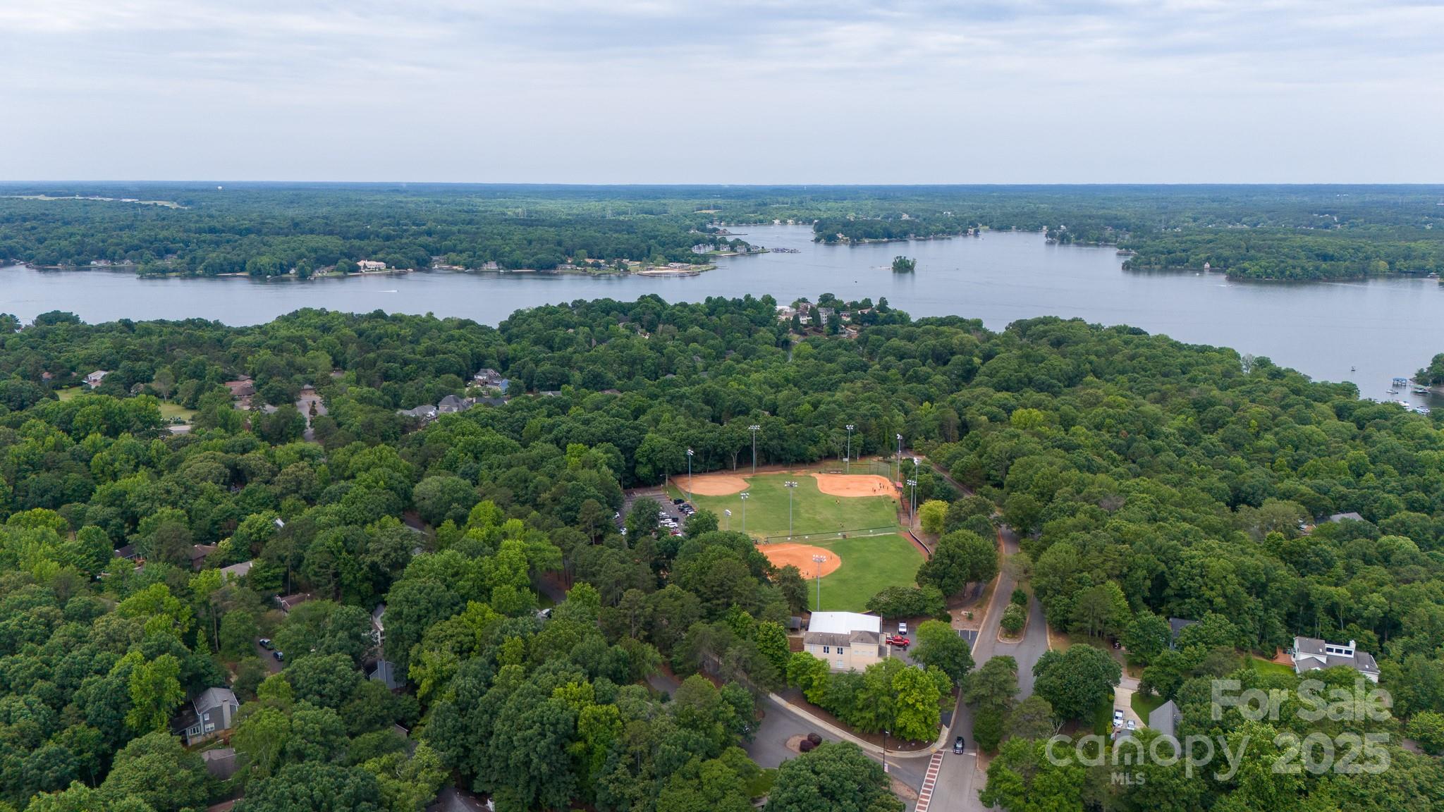 Tega Cay - Residential