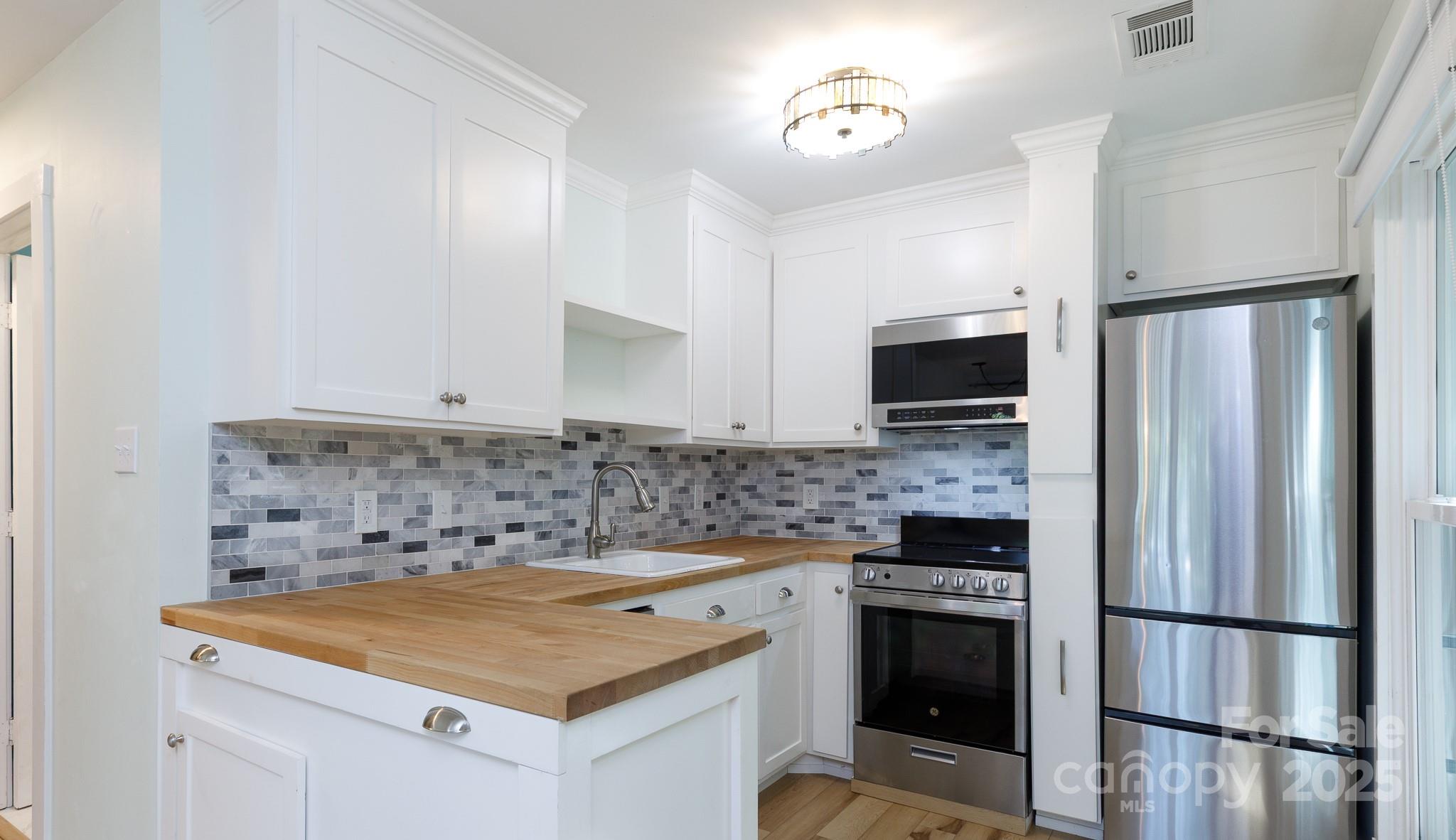 Tega Cay - Residential