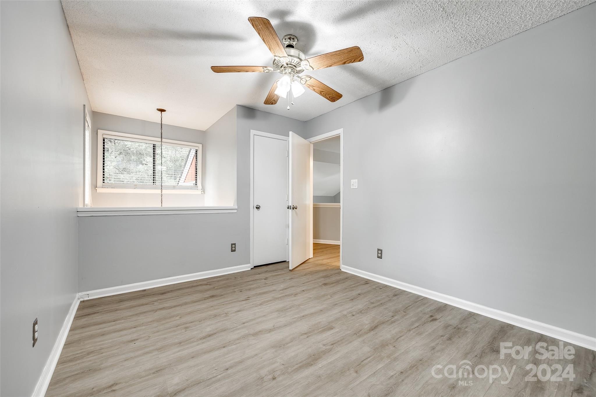 Tega Cay - Residential