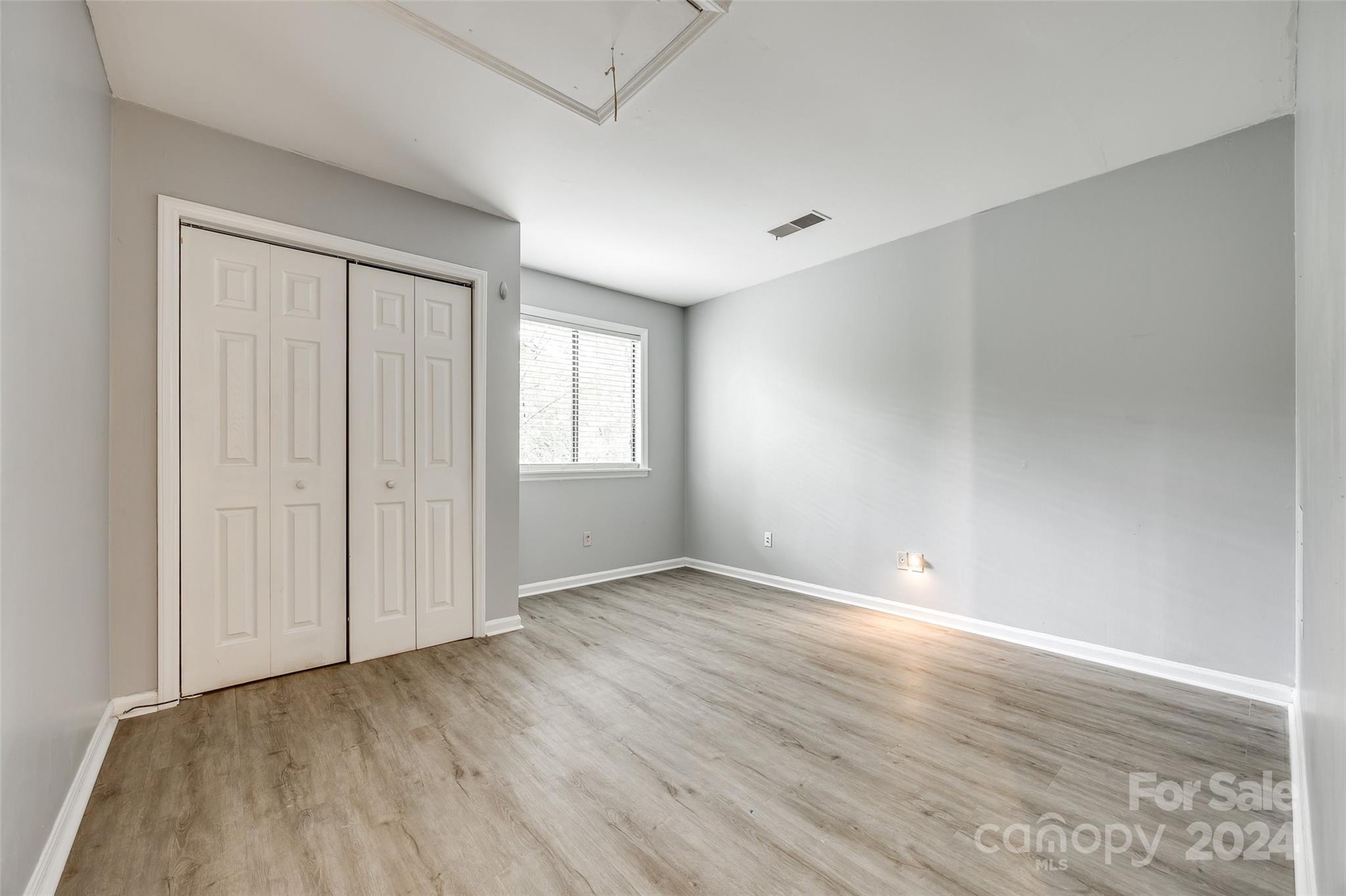 Tega Cay - Residential