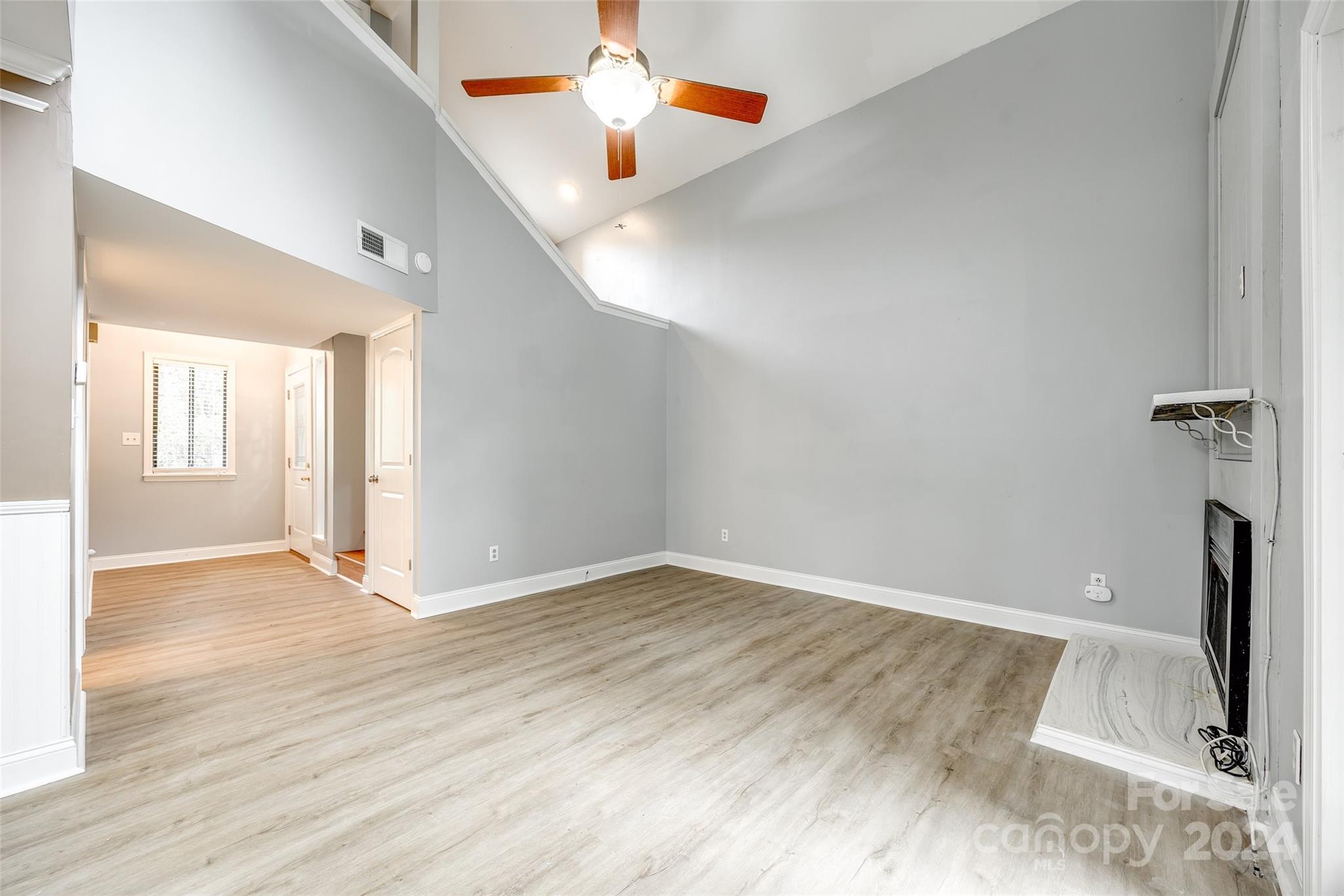 Tega Cay - Residential