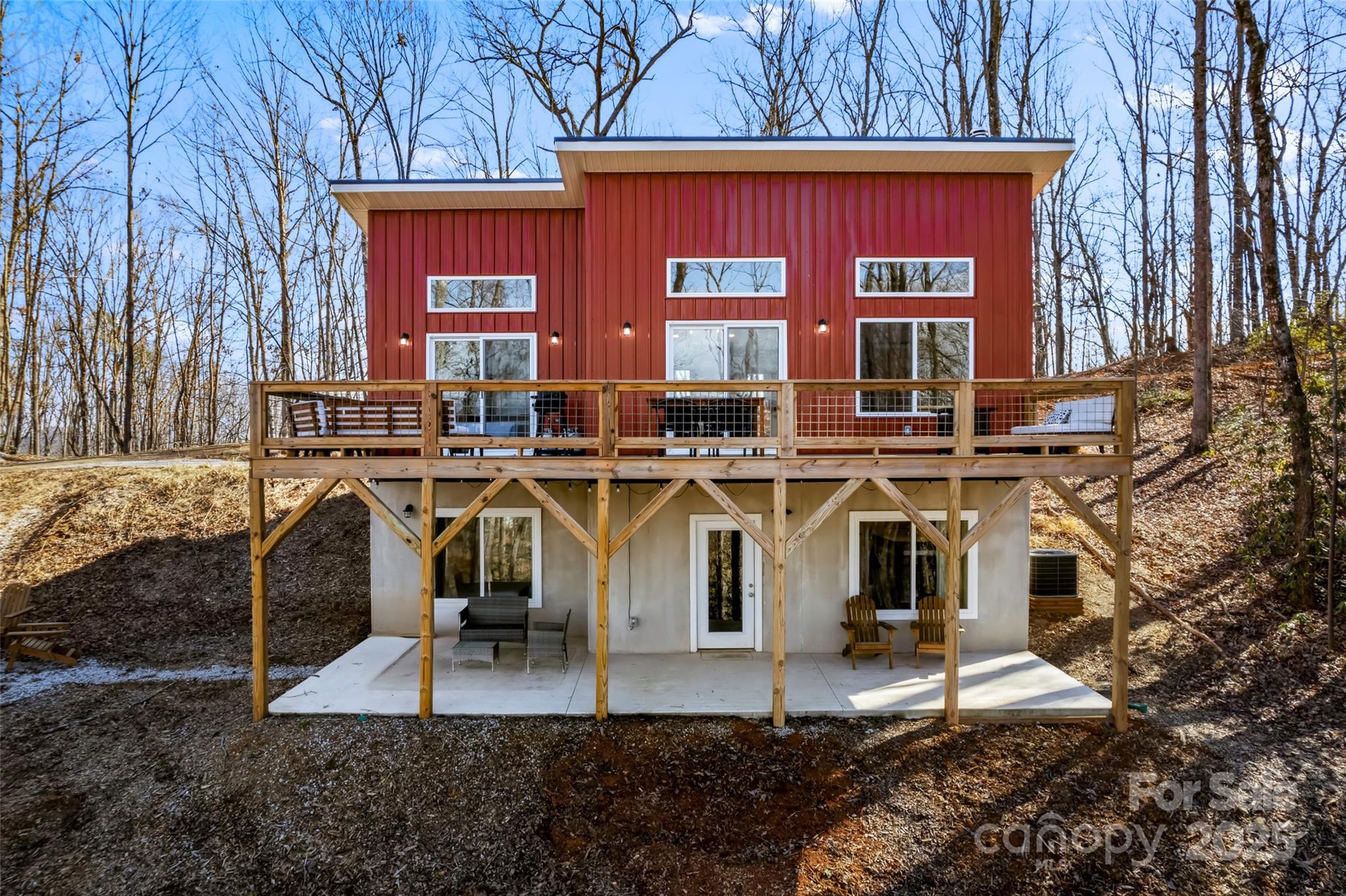 186 South Slope Lane