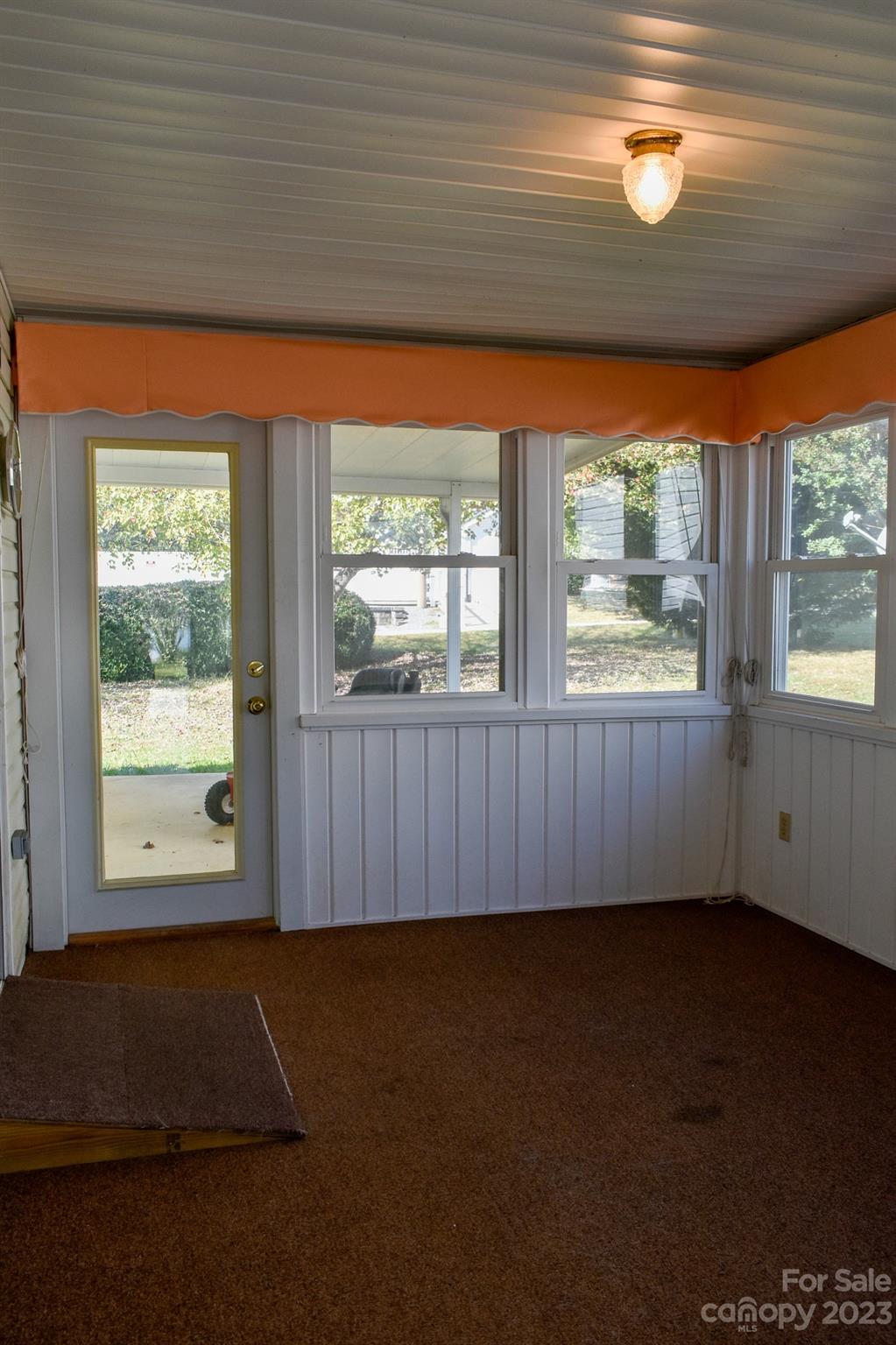 Riverwind - Residential