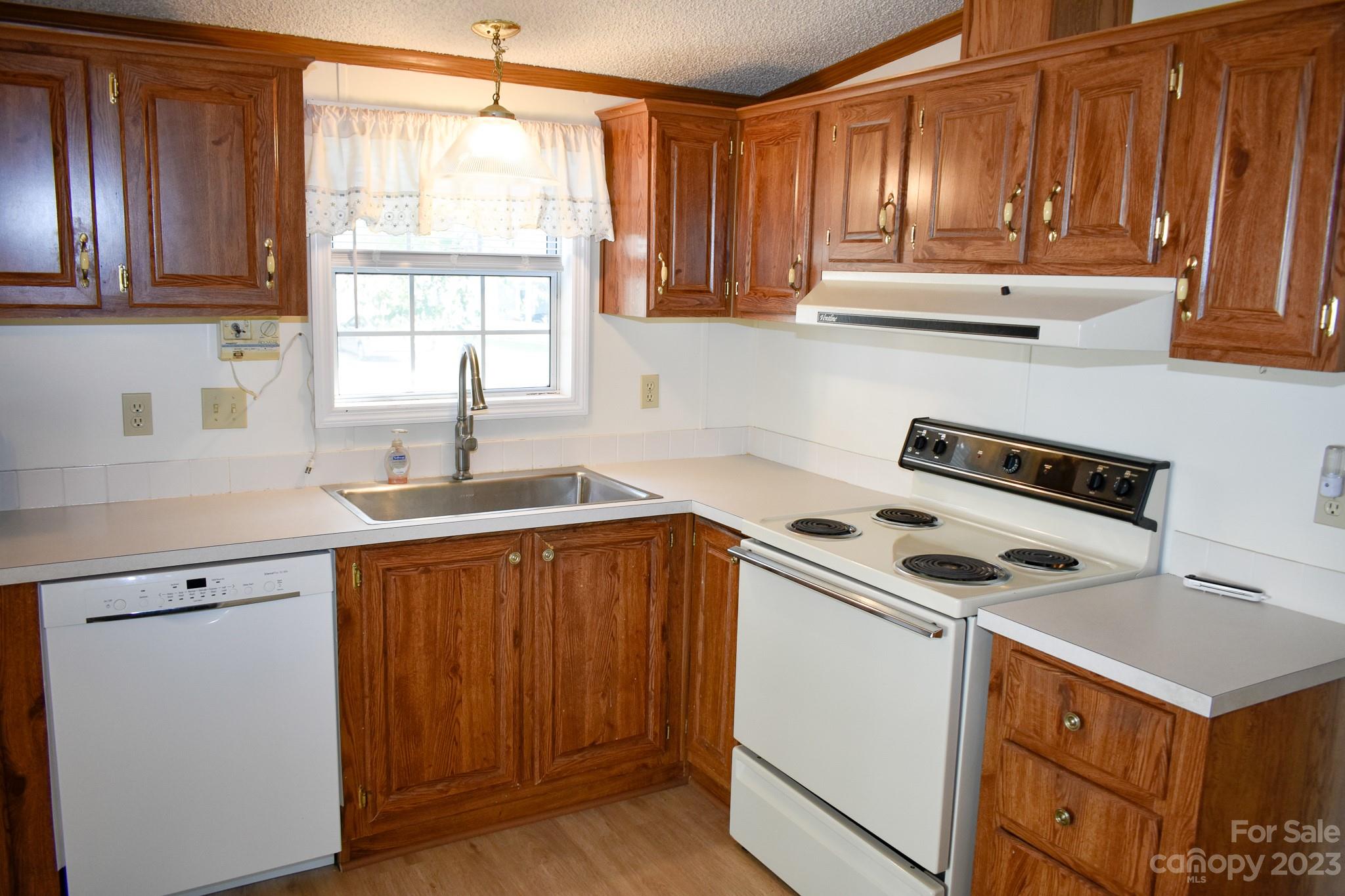 Riverwind - Residential