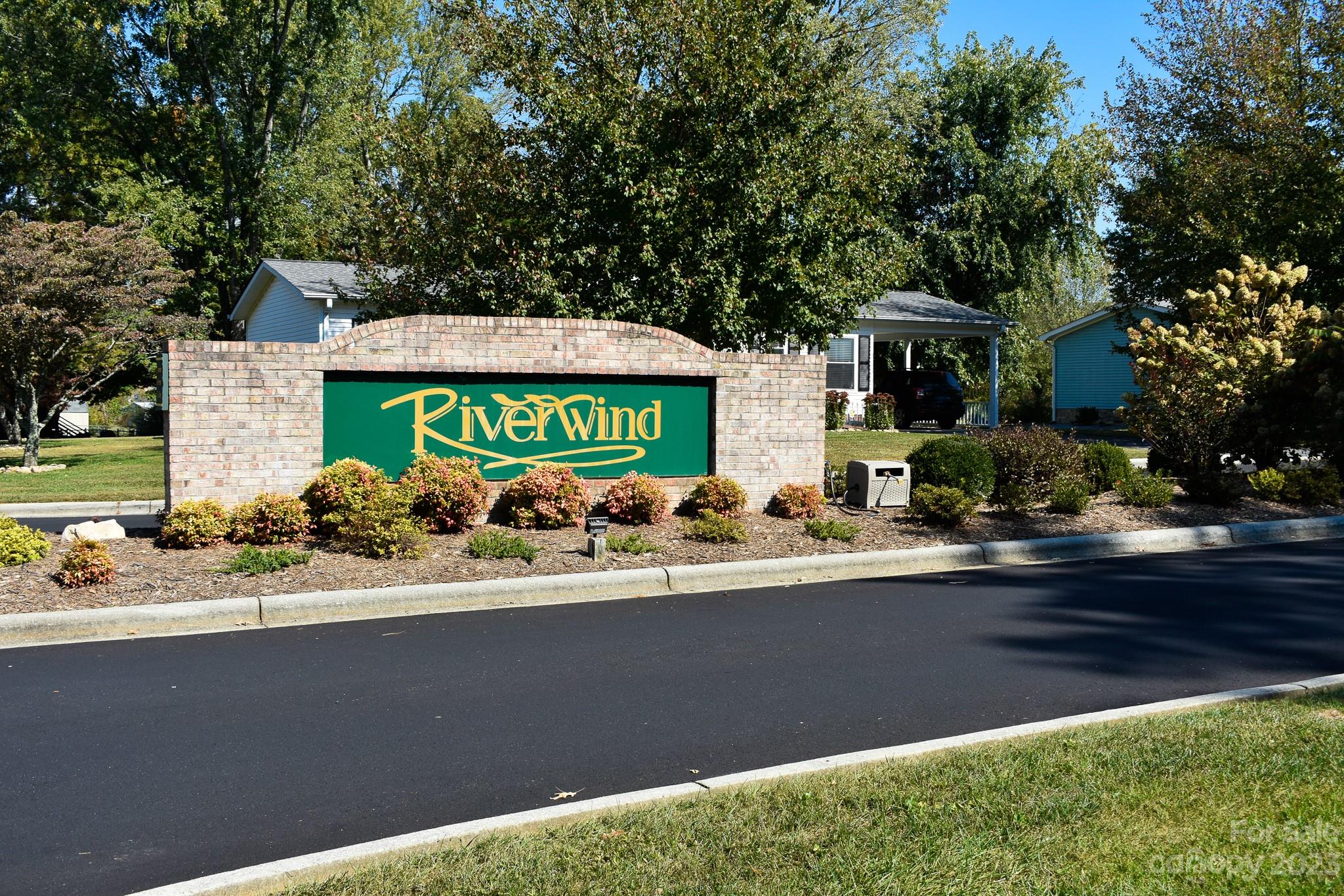 Riverwind - Residential