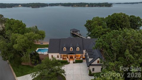 Photo of 8170 Bay Pointe Drive, Denver, NC 28037 (MLS # 4353469)