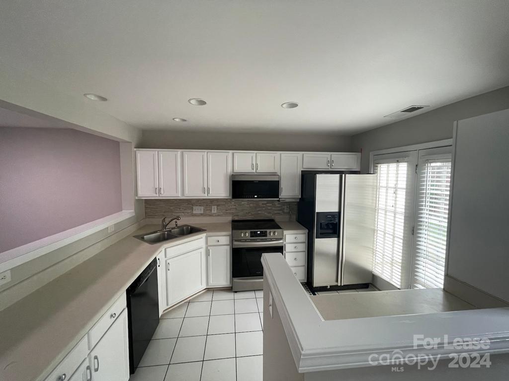 Tyler Woods - Residential Lease