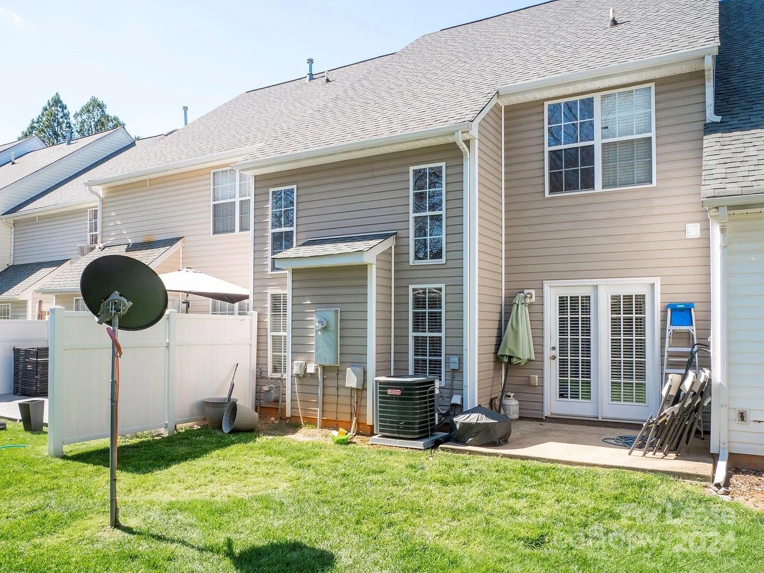 Tyler Woods - Residential Lease