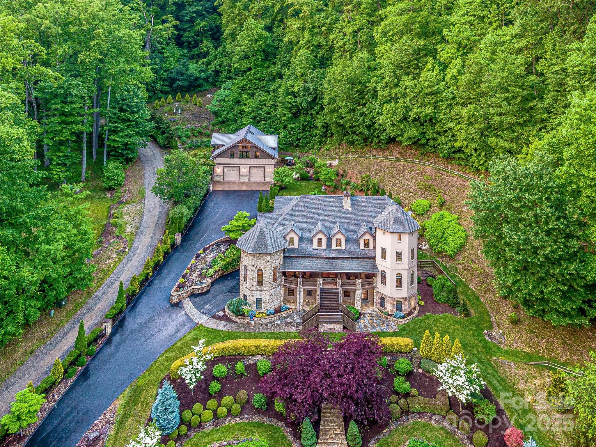 202 Emerald Lane