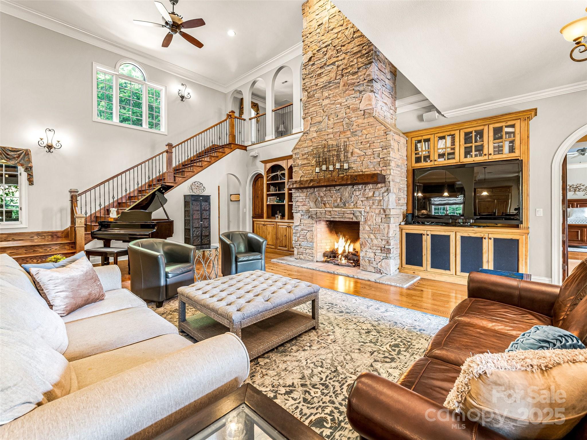 FIE TOP WOODLANDS - Residential