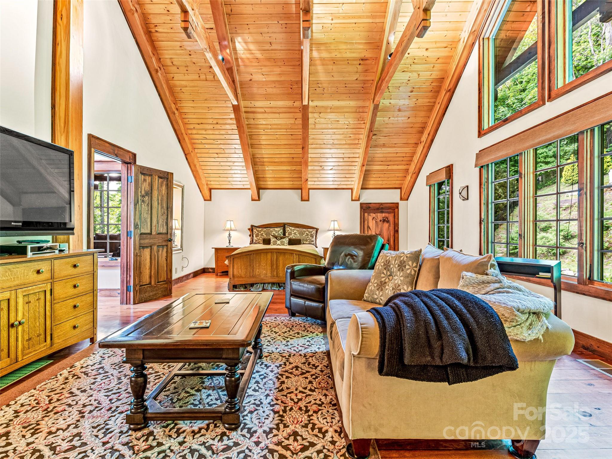 FIE TOP WOODLANDS - Residential