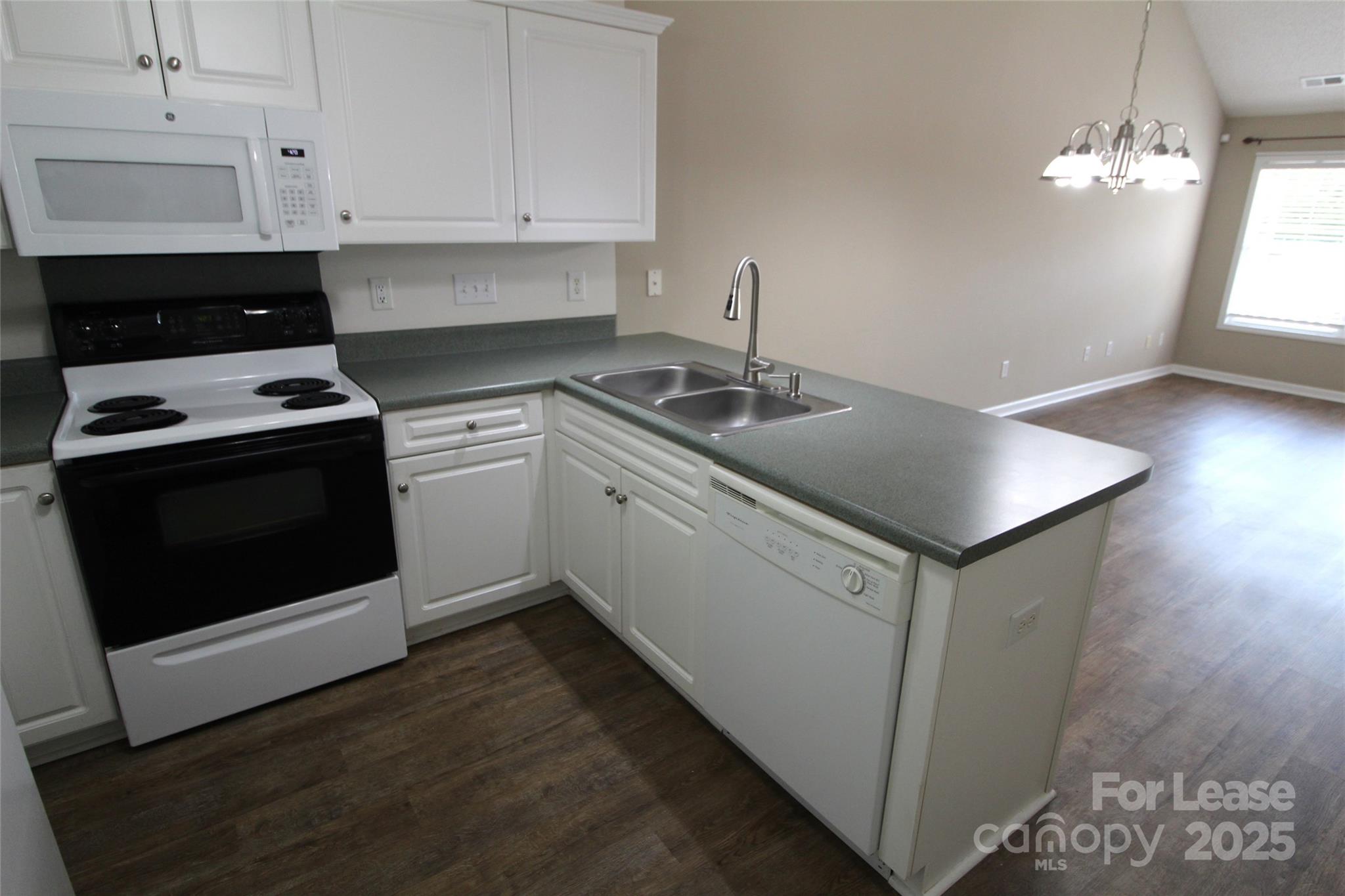 Meadow Creek - Residential Lease
