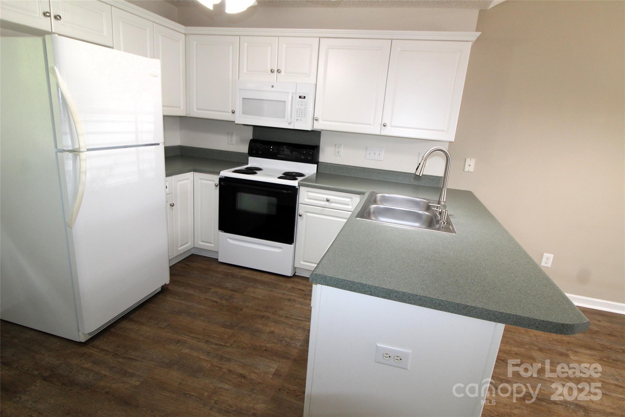 Meadow Creek - Residential Lease