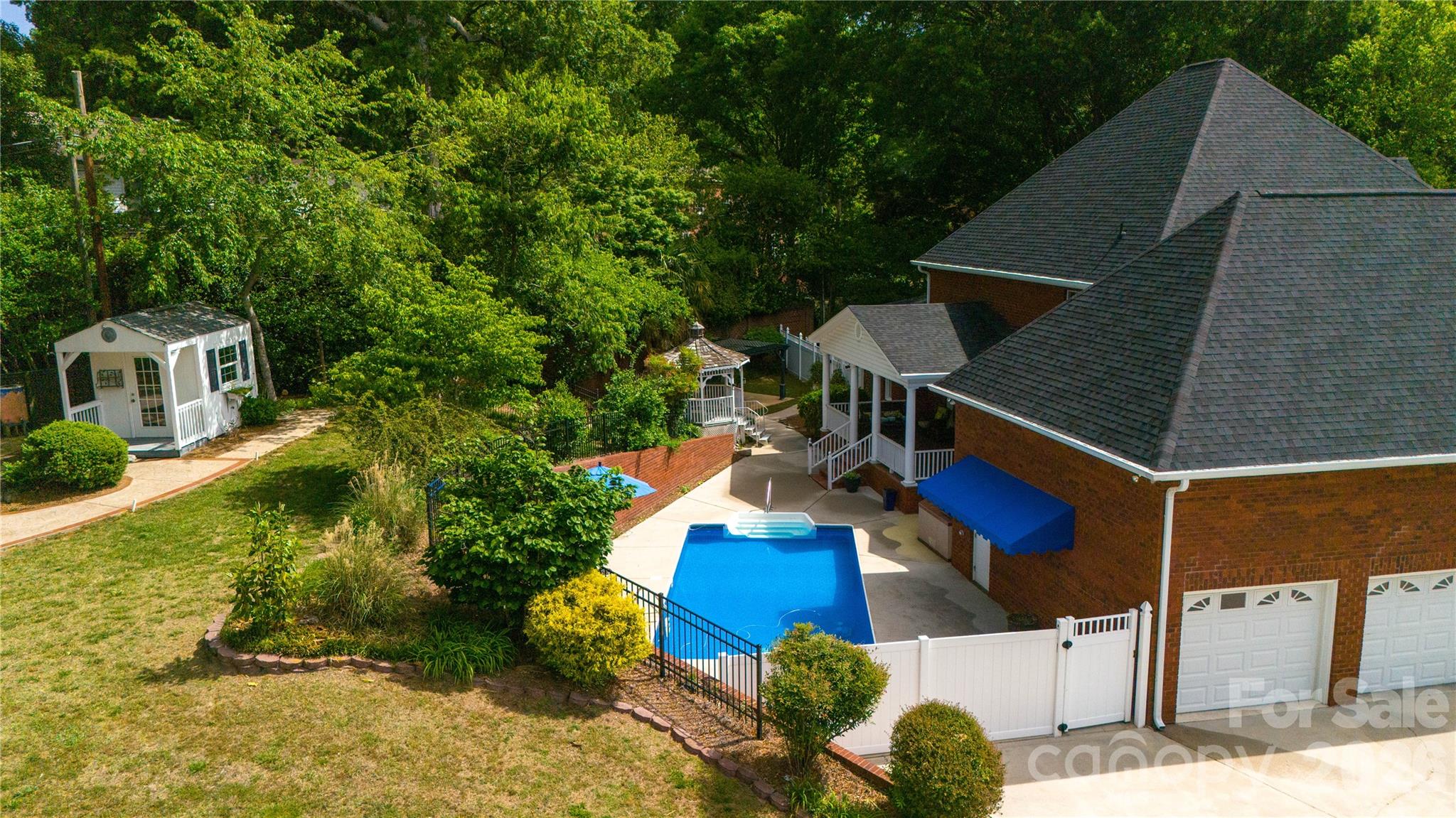 Forest Hills - Residential