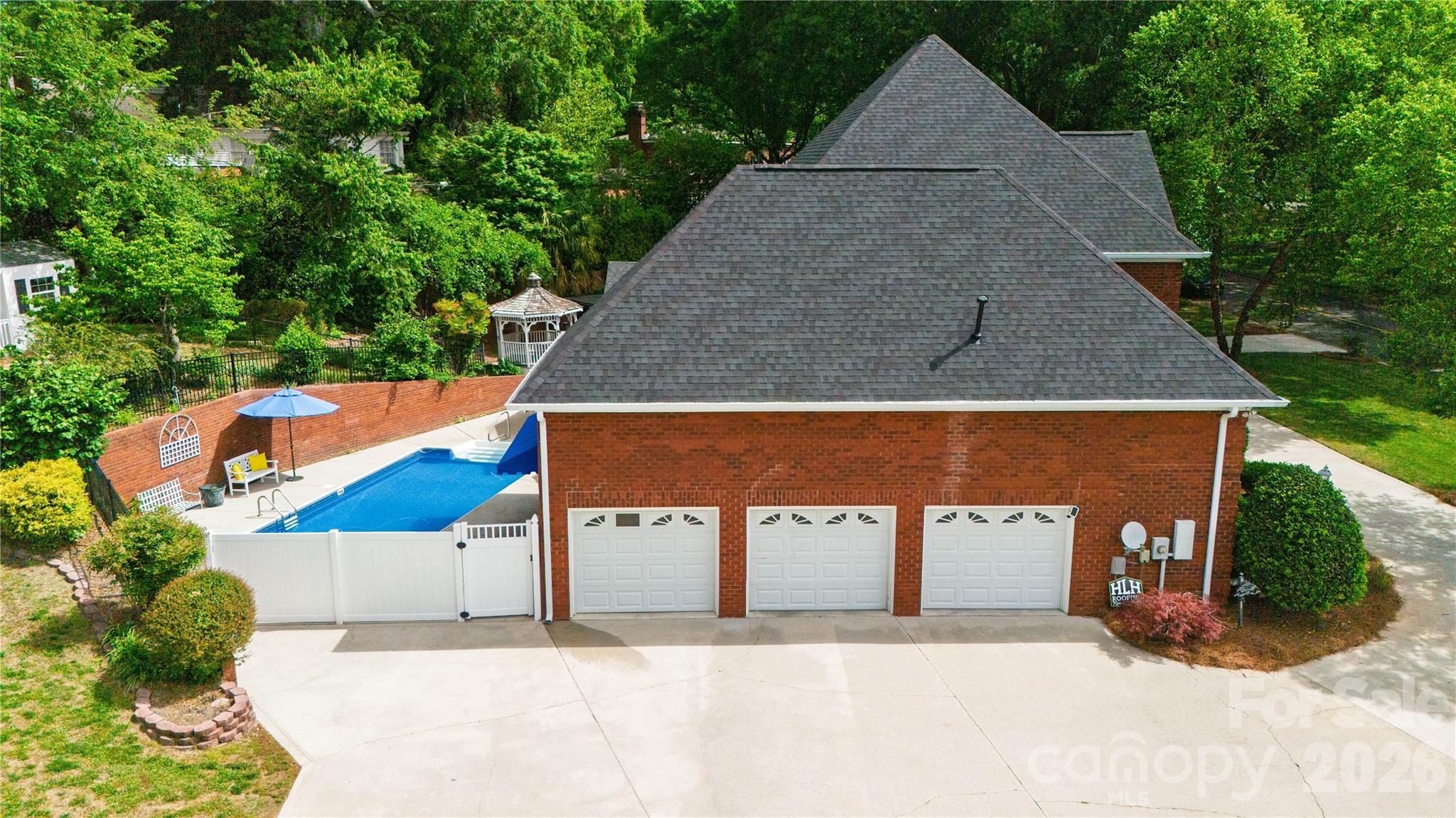 Forest Hills - Residential