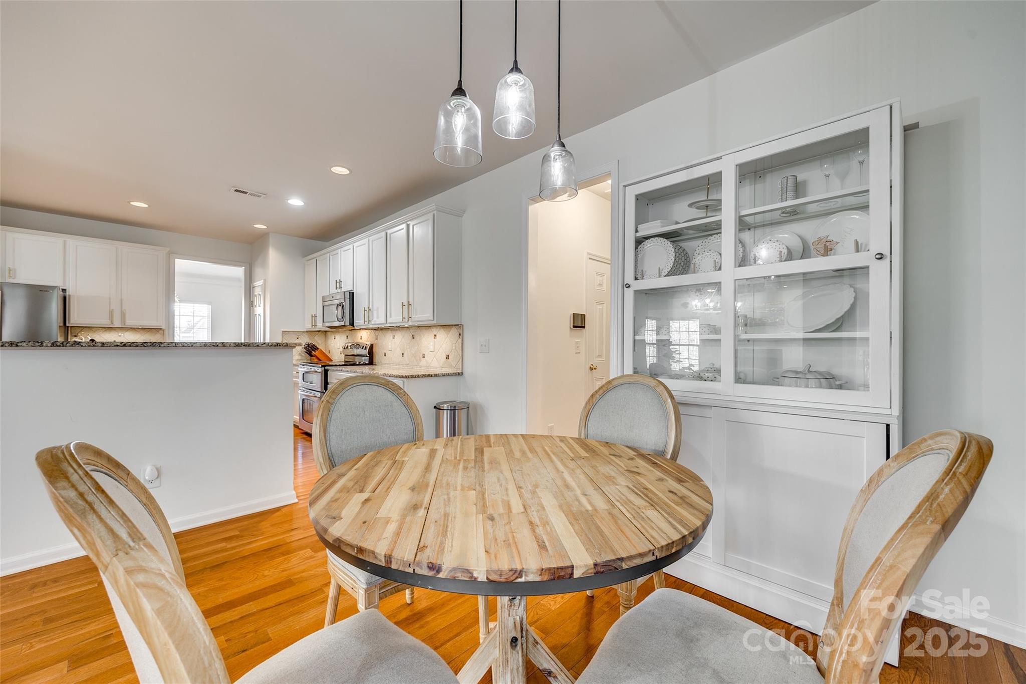 Oakton - Residential