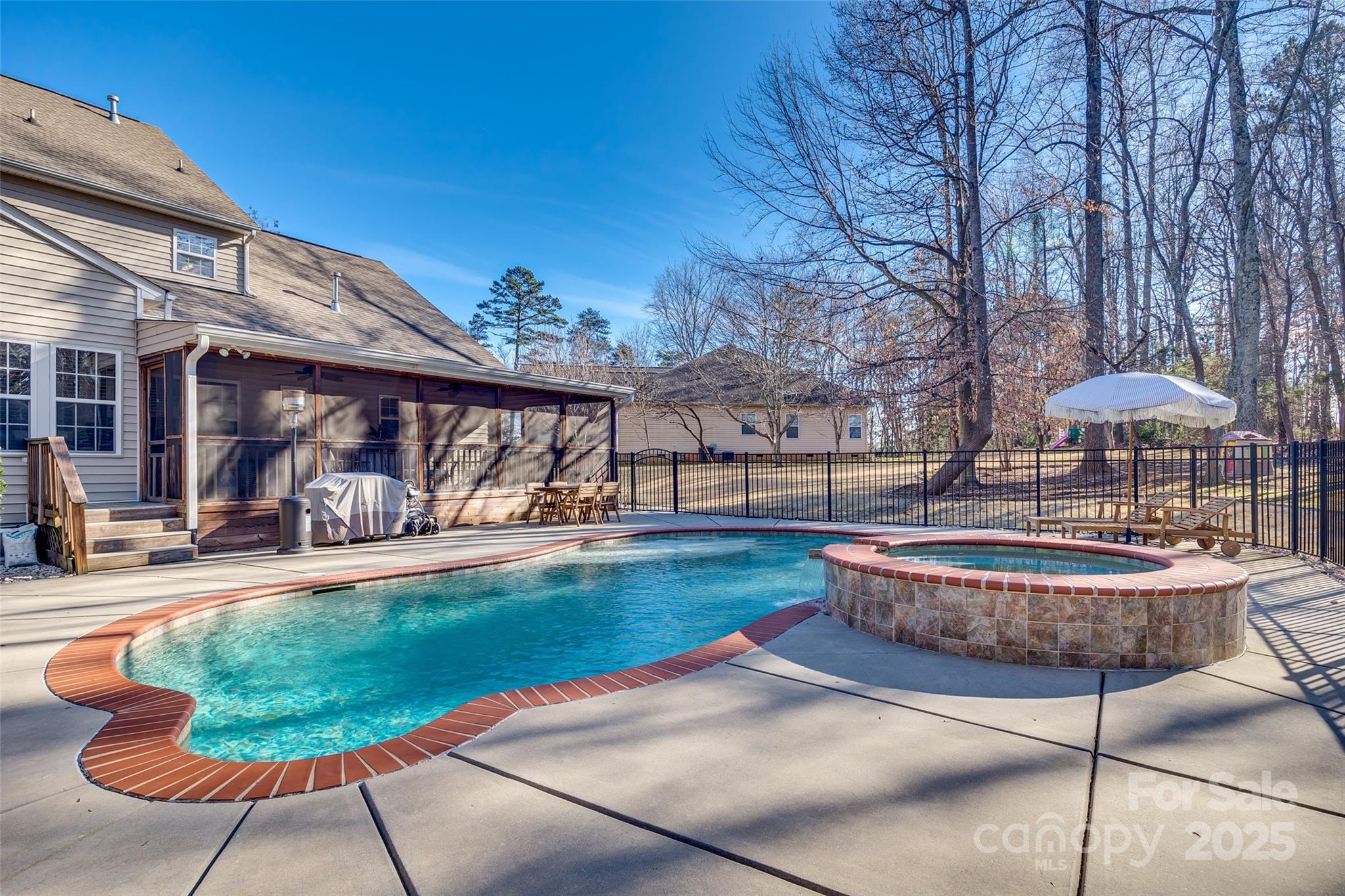 Oakton - Residential