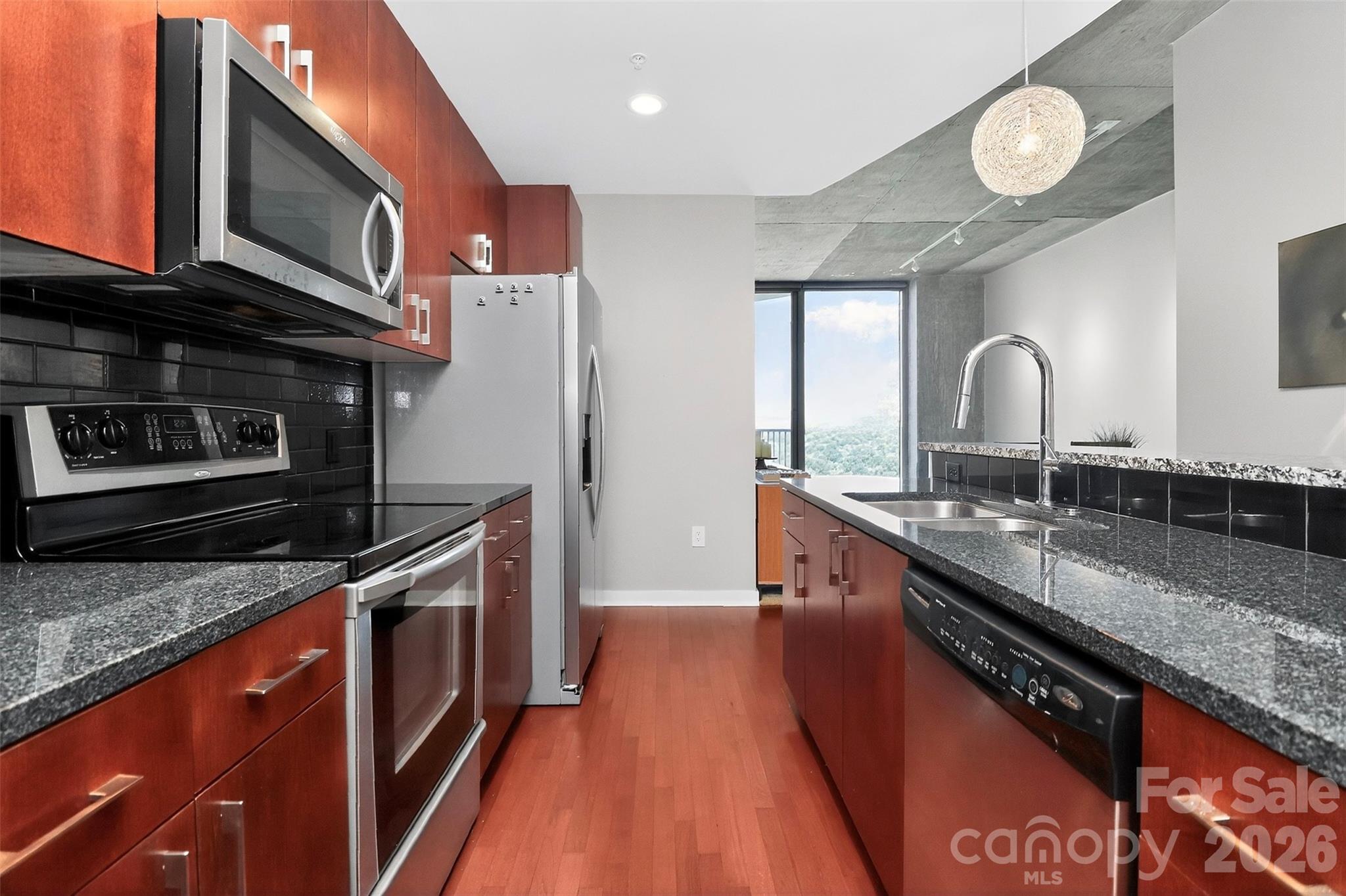Avenue Condominiums - Residential