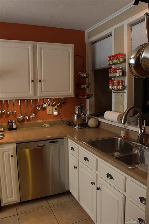 Carlyle Condominiums - Residential