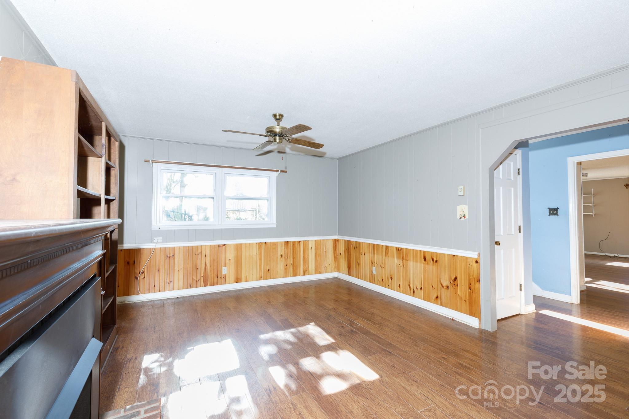 Country Club Estates - Residential